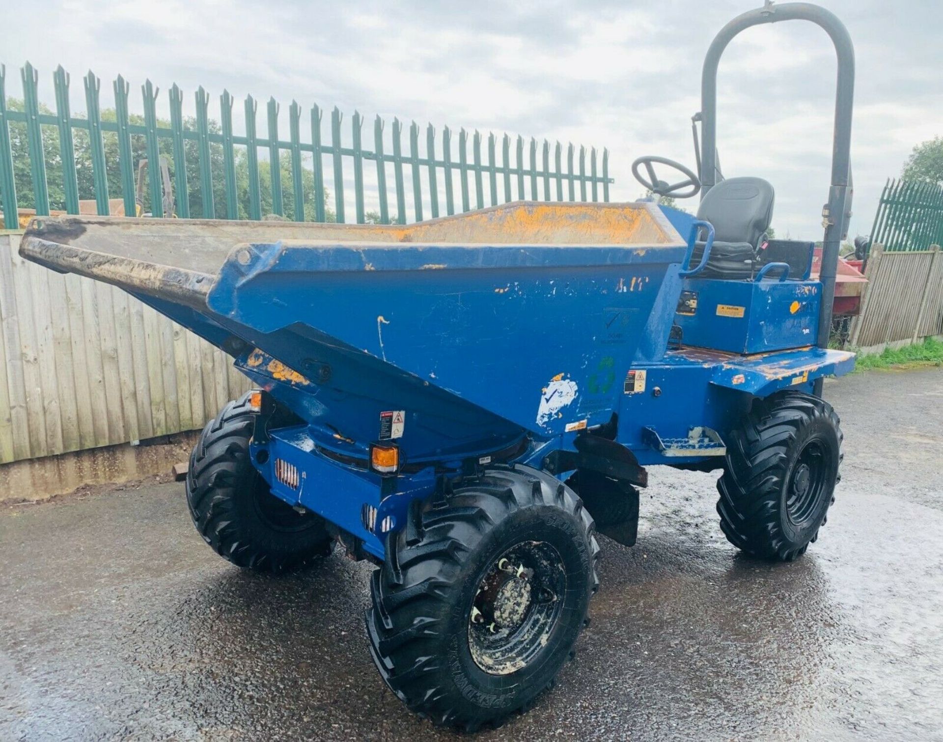 Thwaites 3 Tonne Swivel Tip Dumper - Image 3 of 9