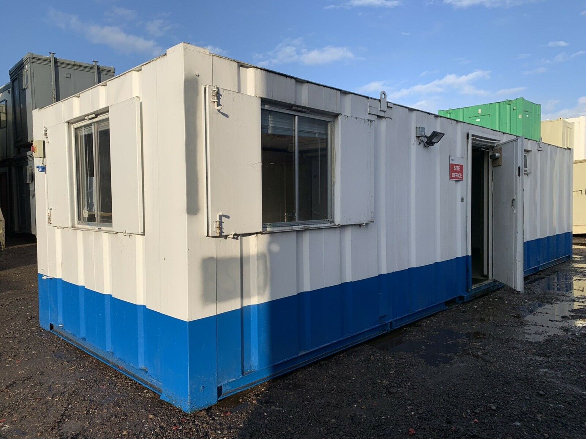 Office Site Cabin Canteen With Toilets Welfare Unit Mess Room 32ft