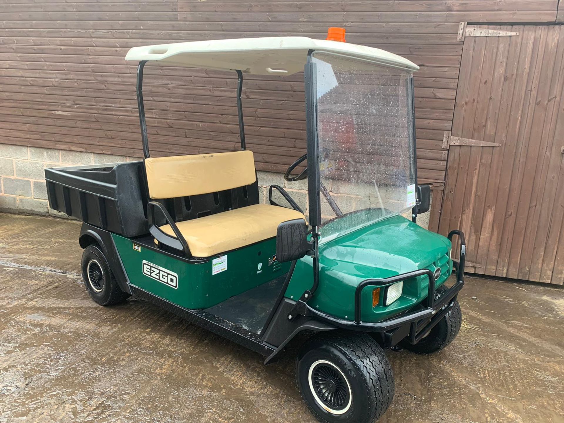 EZ-GO Golf Buggy