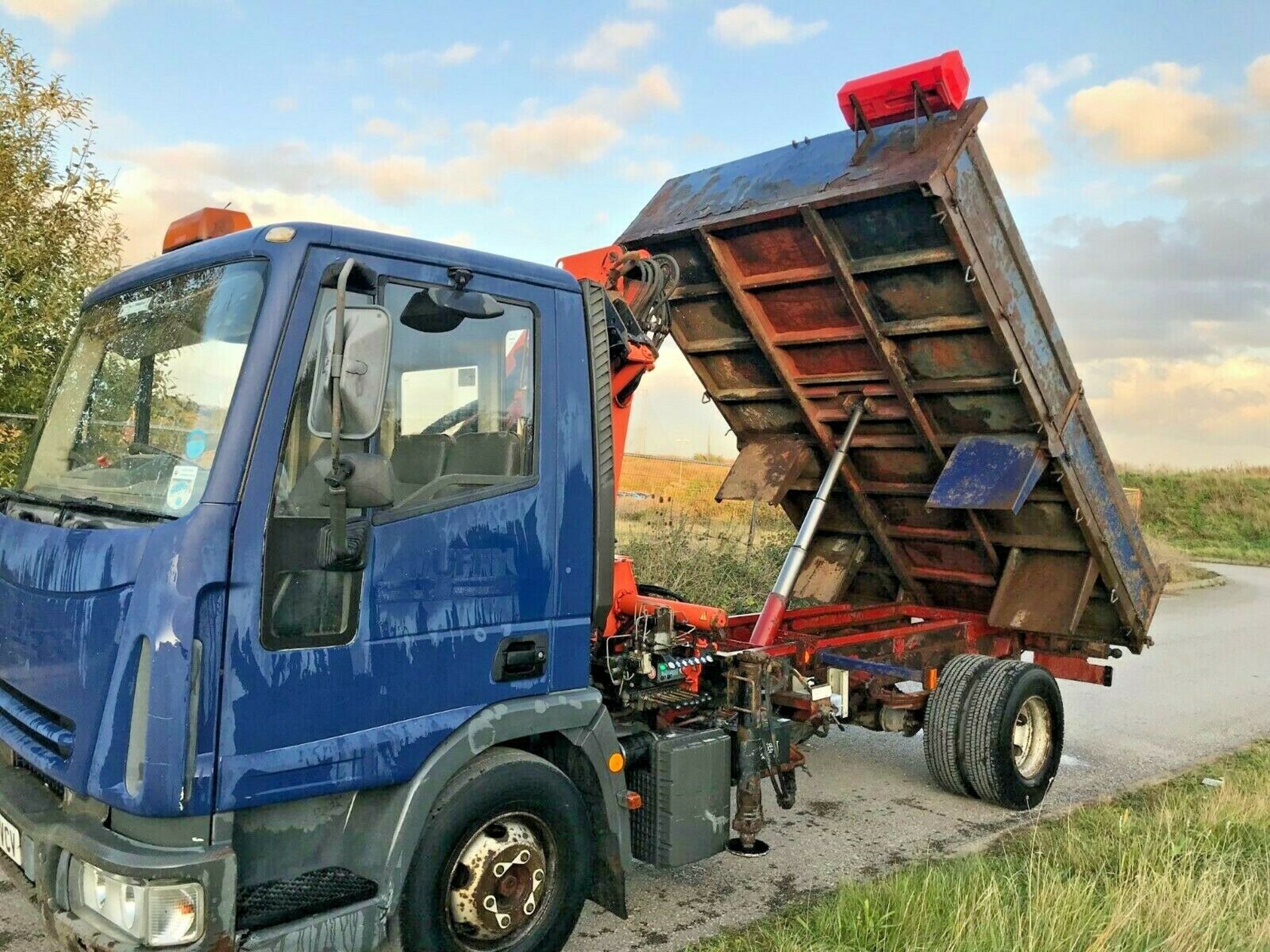 Iveco Tipper With Hiab Crane - Image 4 of 12