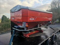 Kuhn Axis 30.1 Fertilizer Spreader