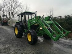 John Deere Tractor 2850