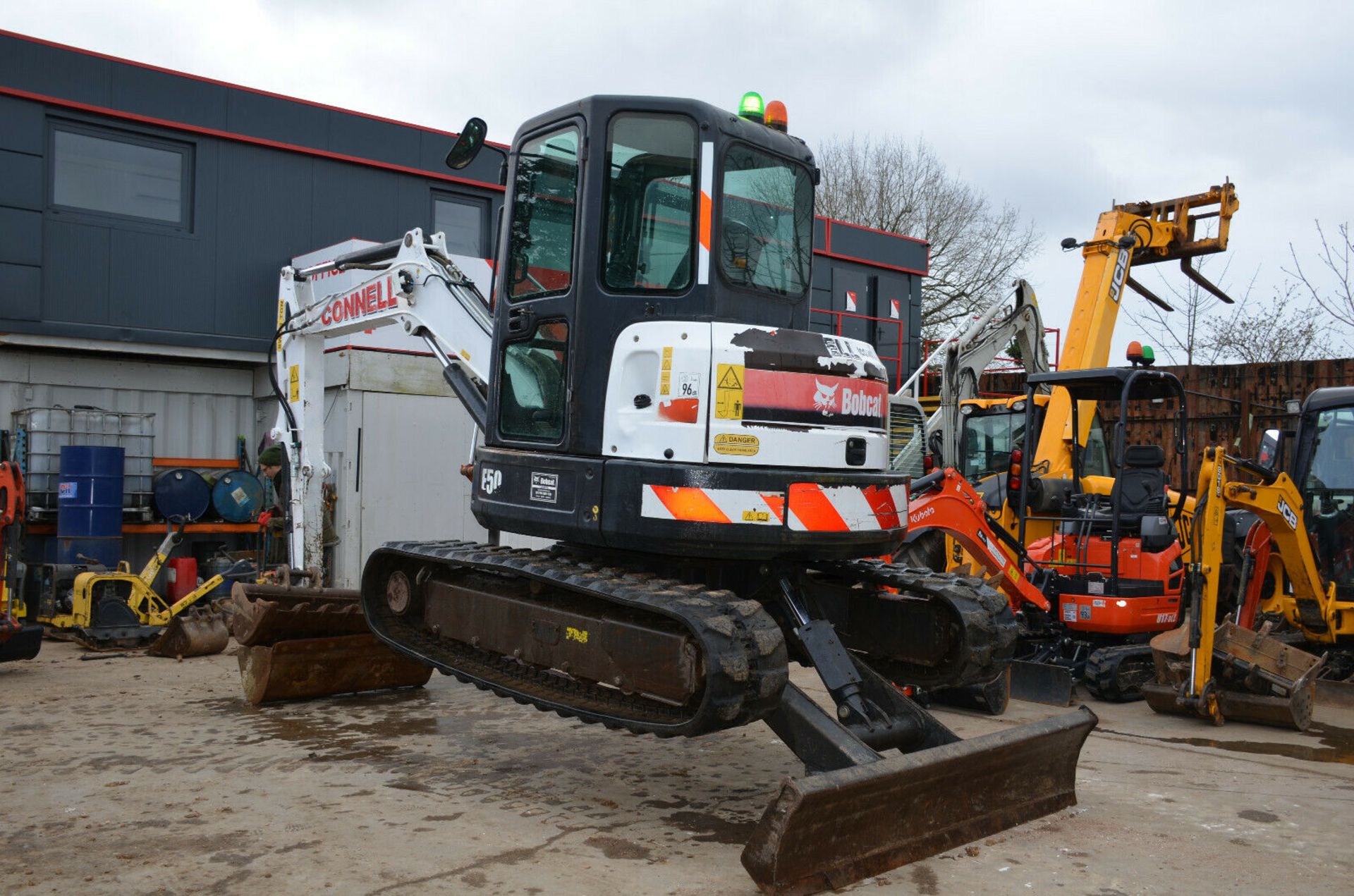 Bobcat E50 Midi Excavator - Image 9 of 12