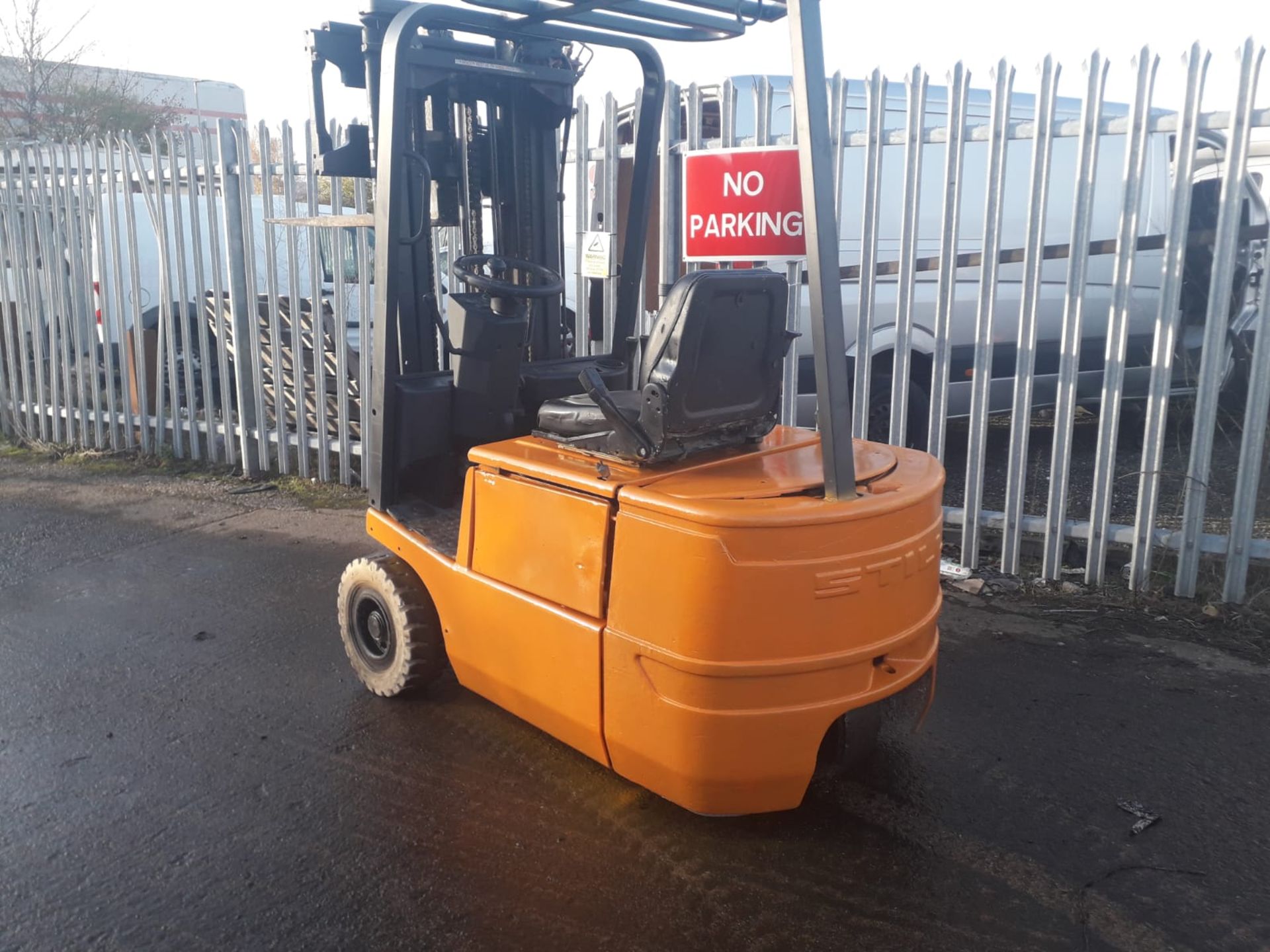 Still R50 15 Forklift - Image 3 of 3