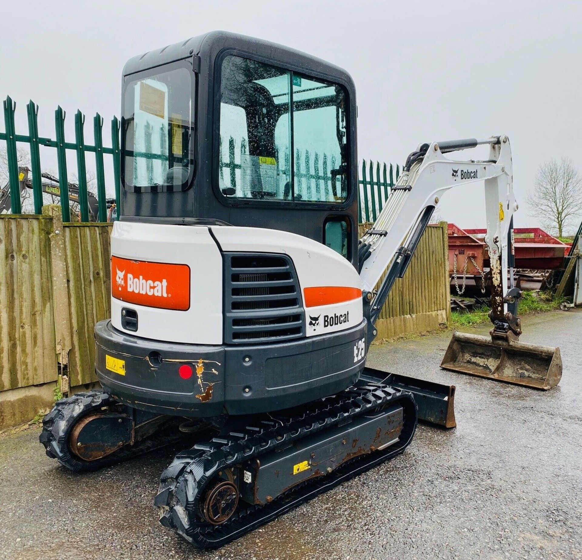 Bobcat E25 Excavator - Image 4 of 12