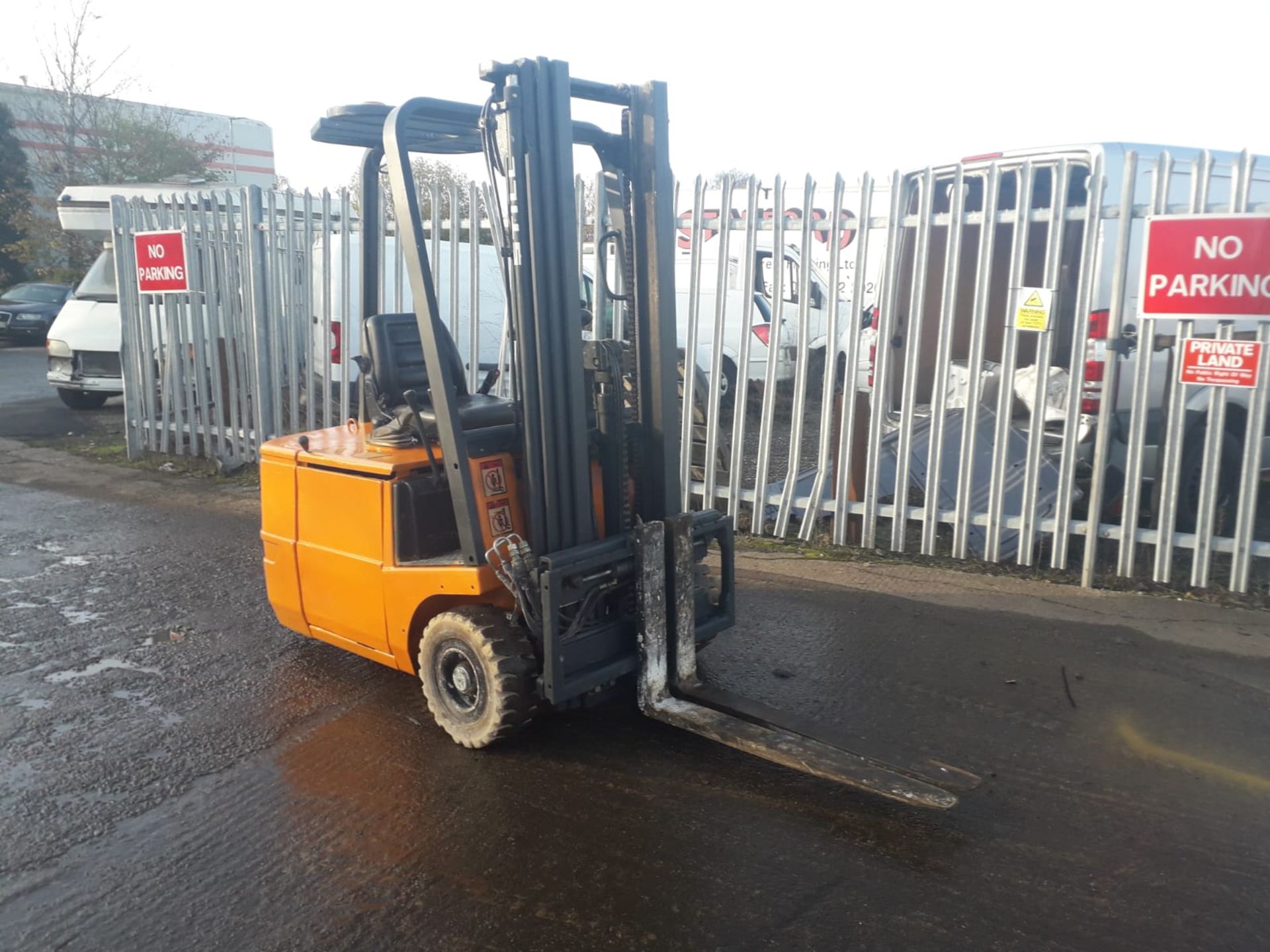 Still R50 15 Forklift - Image 2 of 3