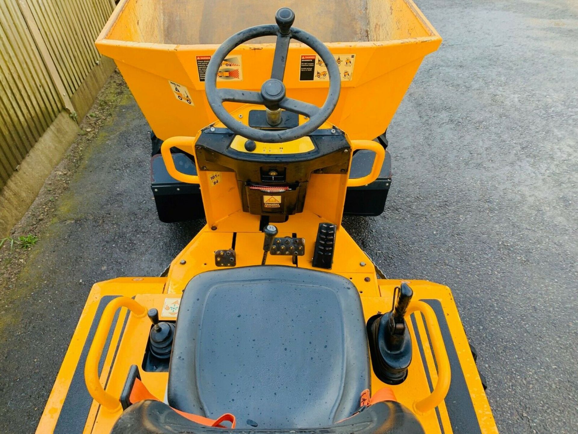 Thwaites MACH 573 3 Tonne Swivel Tip Dumper - Image 7 of 12