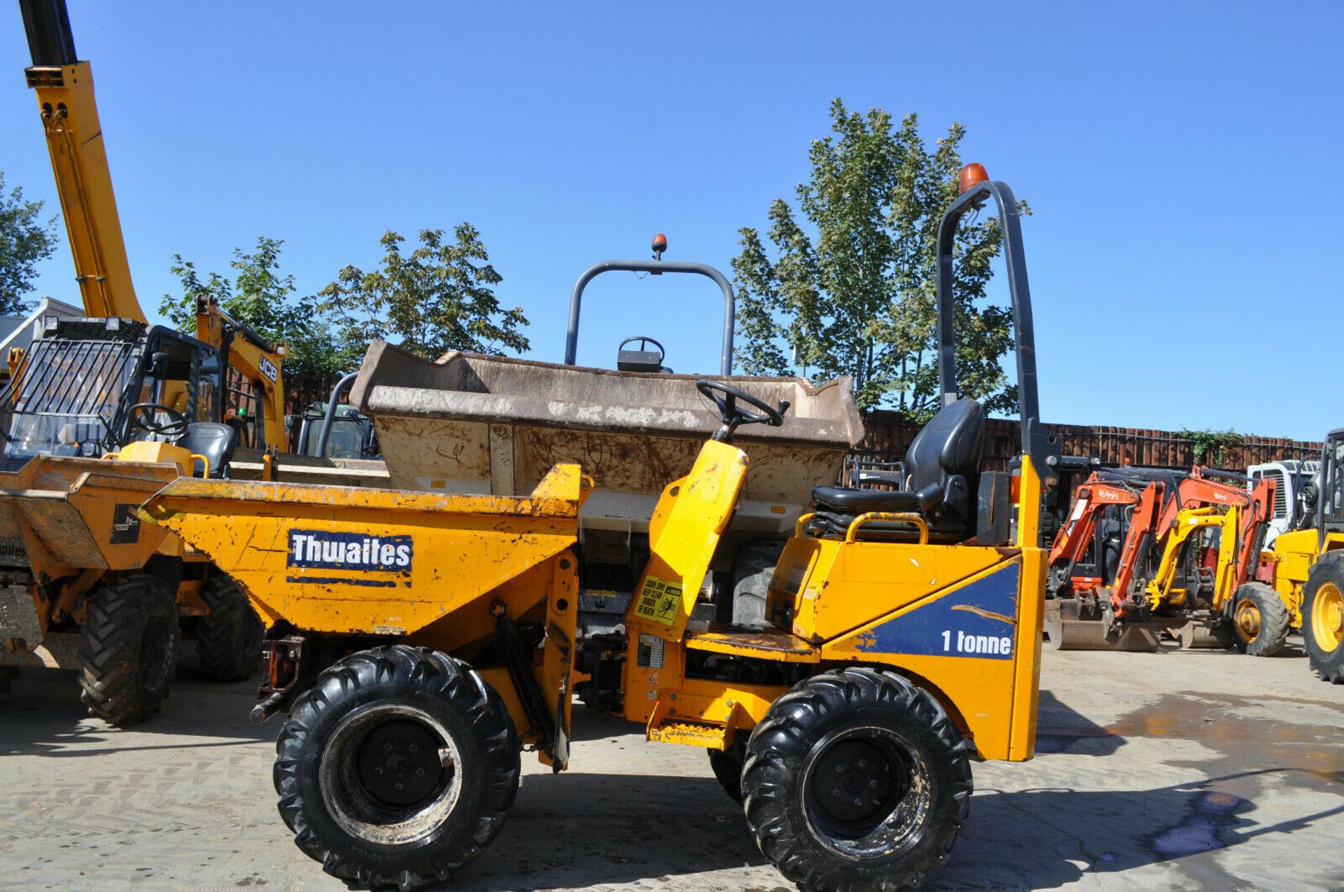 Thwaites 1 Tonne High Tip Dumper