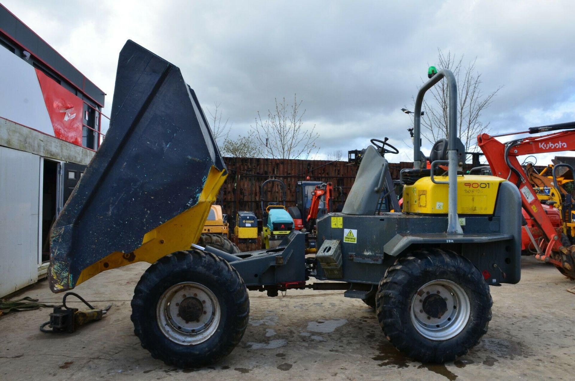 Wacker Neuson 9001 Straight Tip Dumper - Image 8 of 12