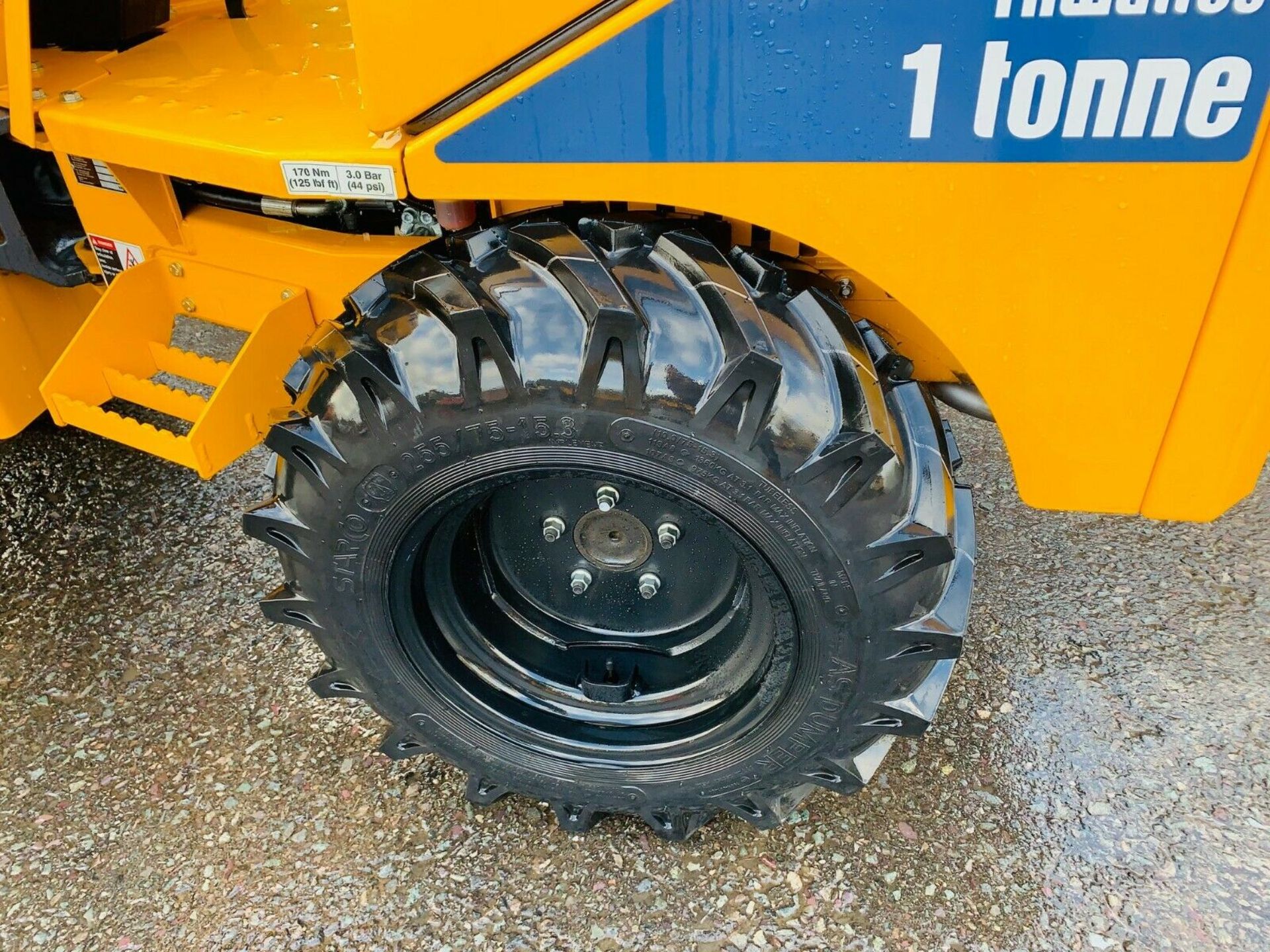 Thwaites MACH 201 1 Tonne High Tip Dumper - Image 9 of 12