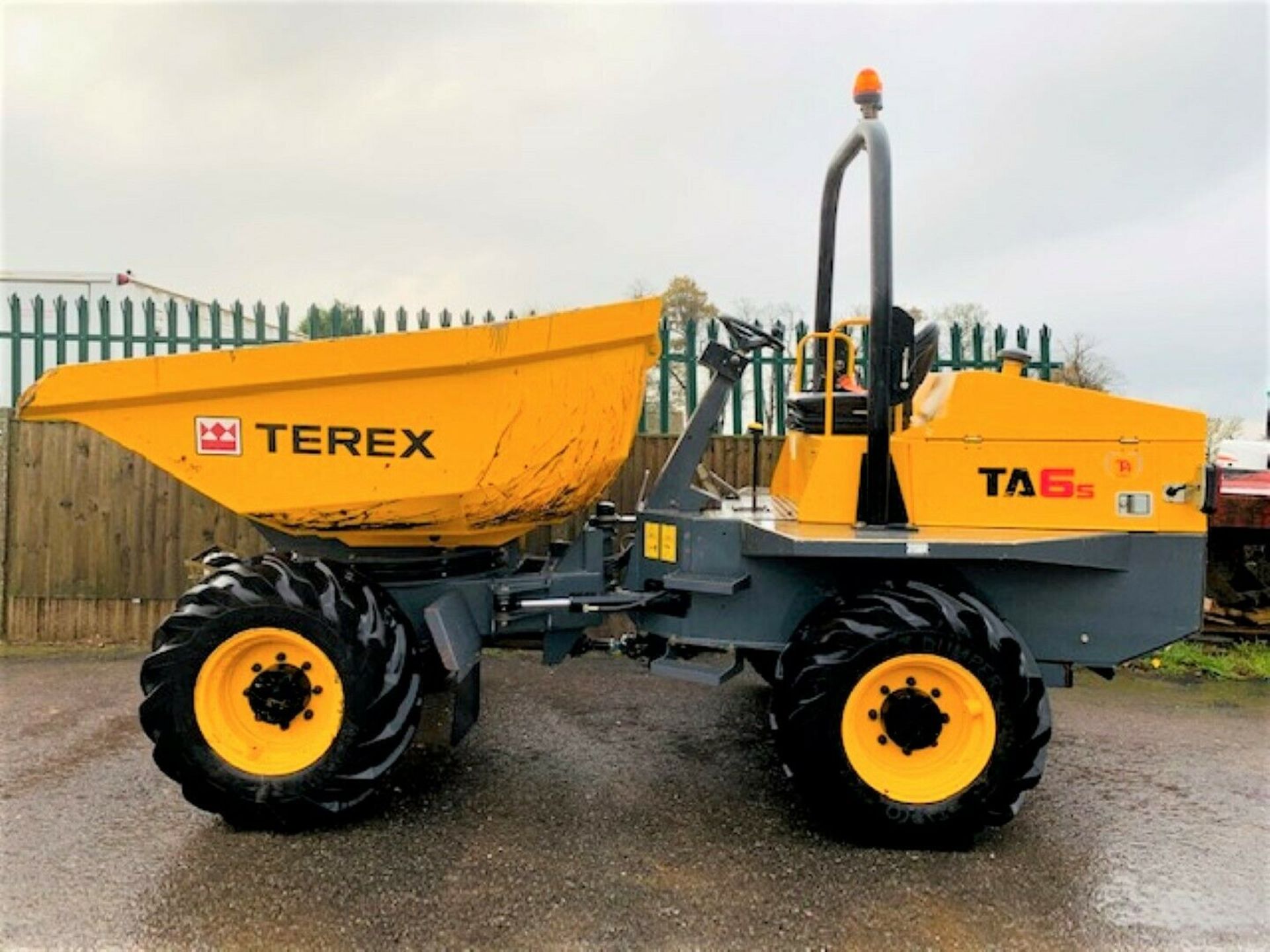 Terex TA6 S 6 Tonne Swivel Tip Dumper - Image 12 of 12