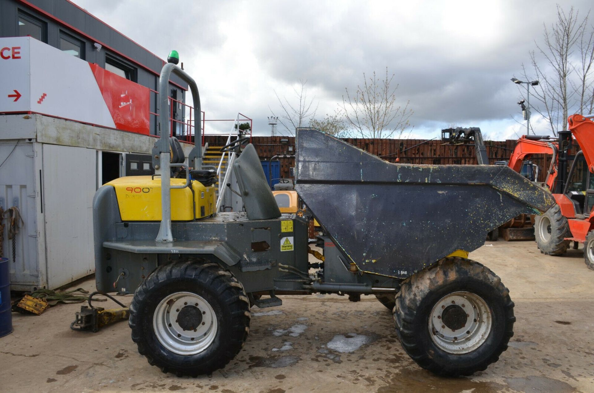 Wacker Neuson 9001 Straight Tip Dumper