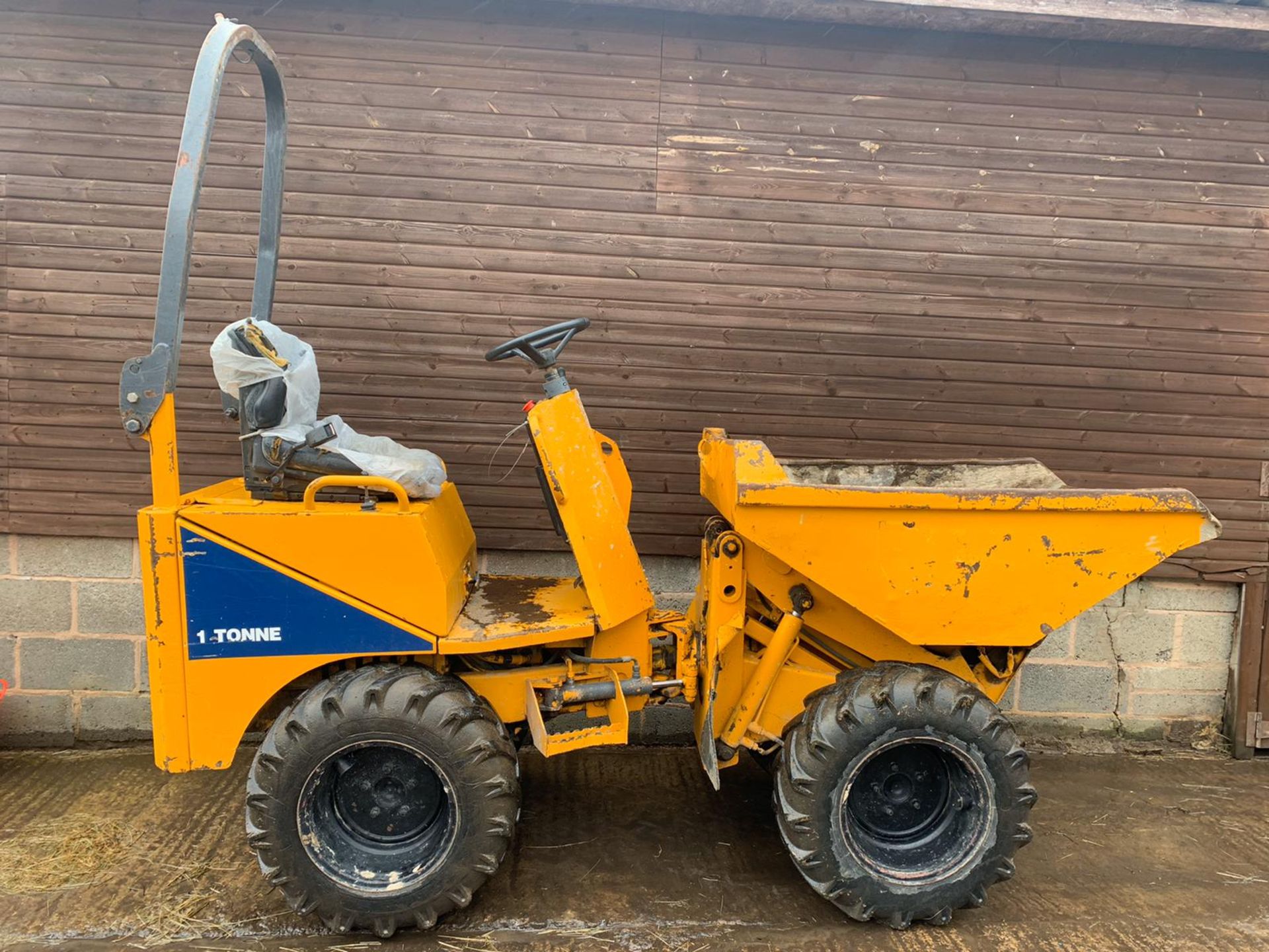 Thwaites 1 Ton High Tip Dumper