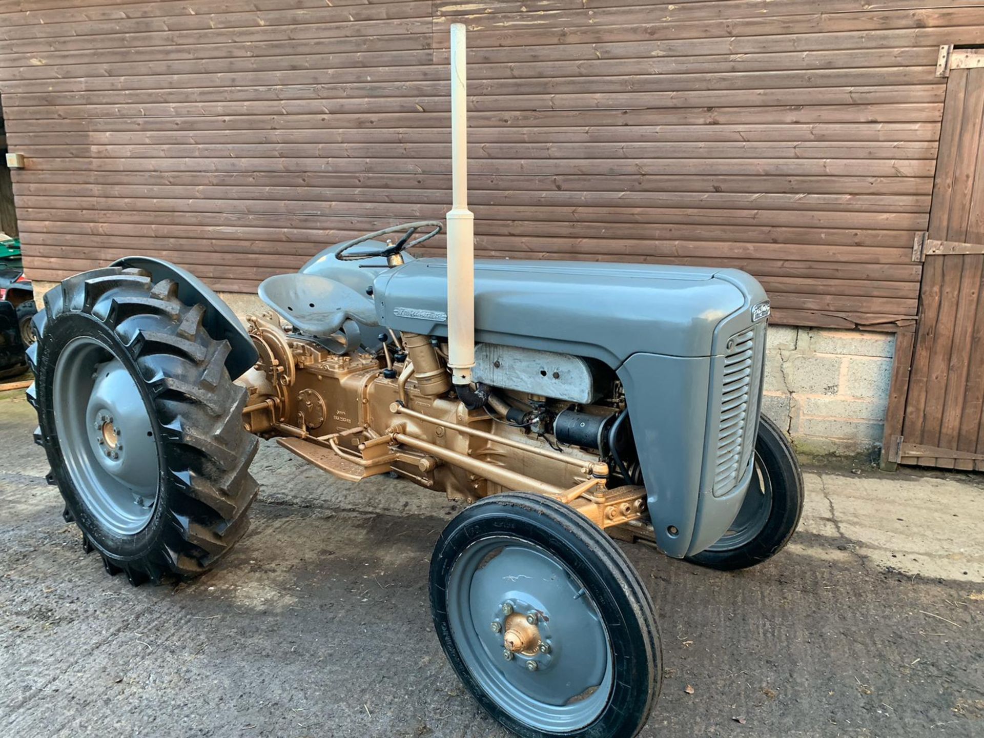 Massey Ferguson Tractor FE35 NO VAT - Image 2 of 8