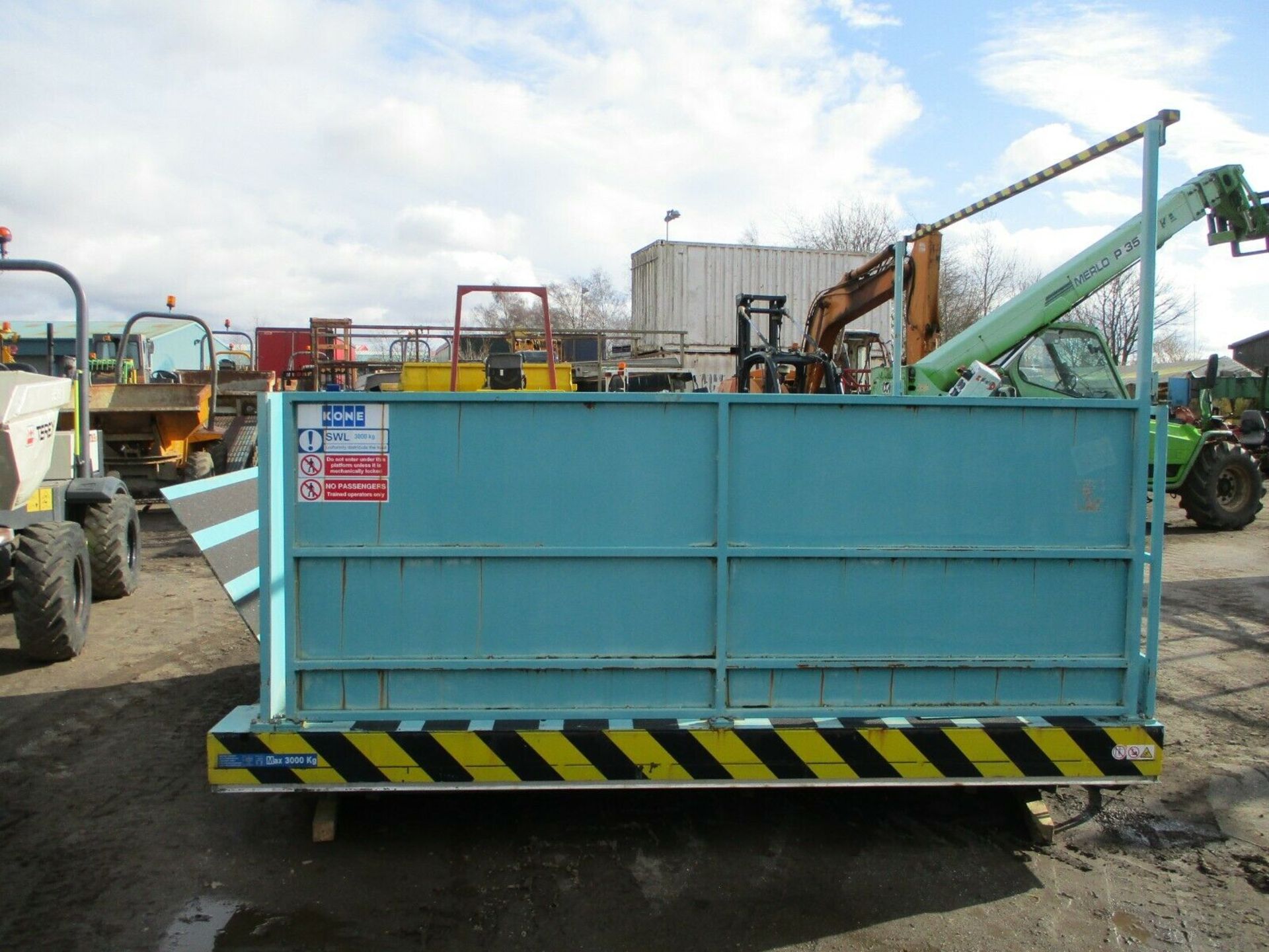 Kone Hydraulic Dock Leveller Loading Ramp - Image 6 of 6