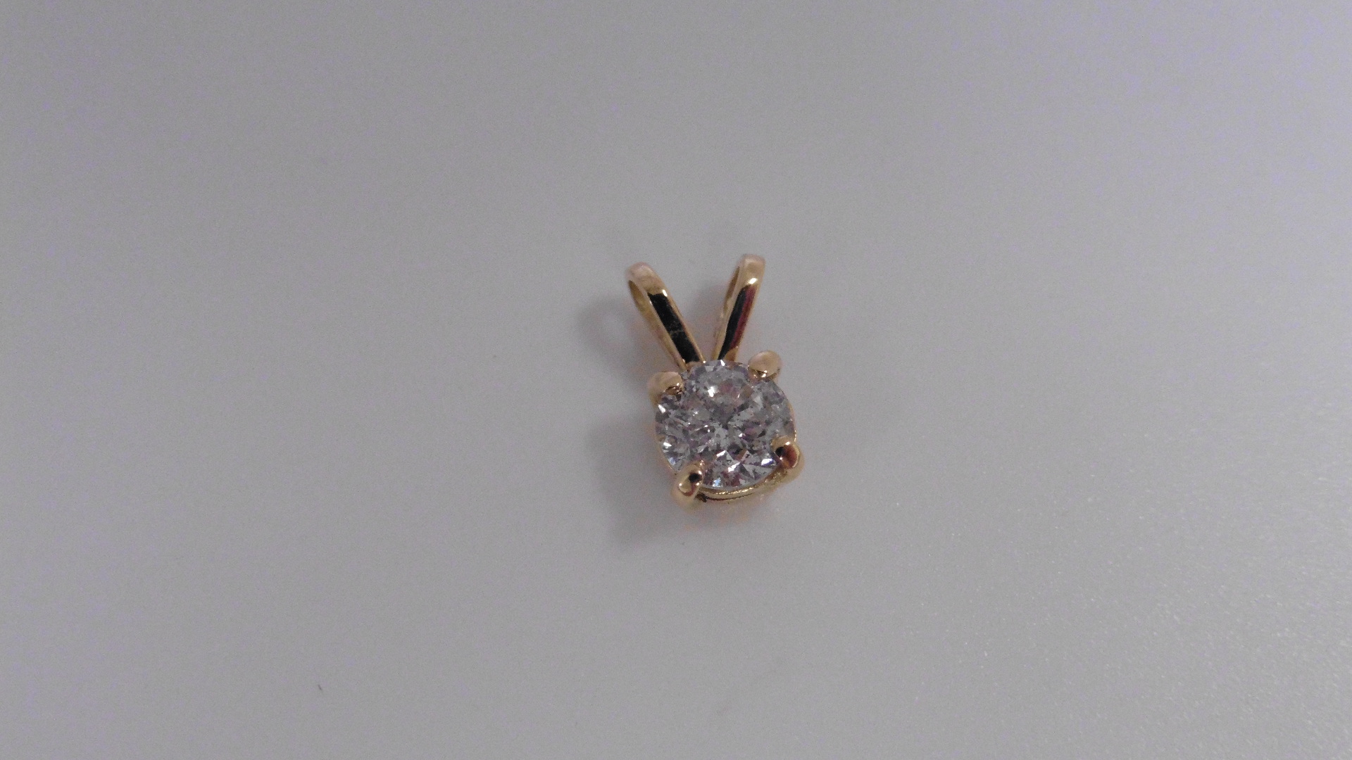 1ct Diamond pendant - Image 2 of 37
