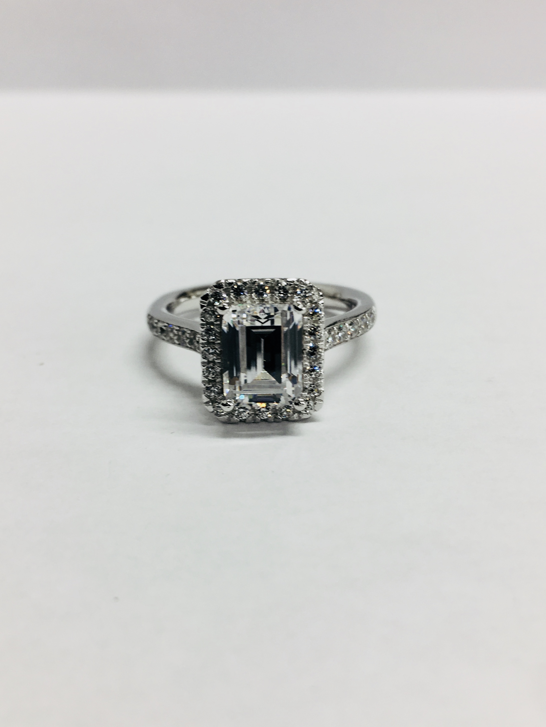 1.2ct diamond solitaire ring set with an emerald cut diamond - Image 2 of 8