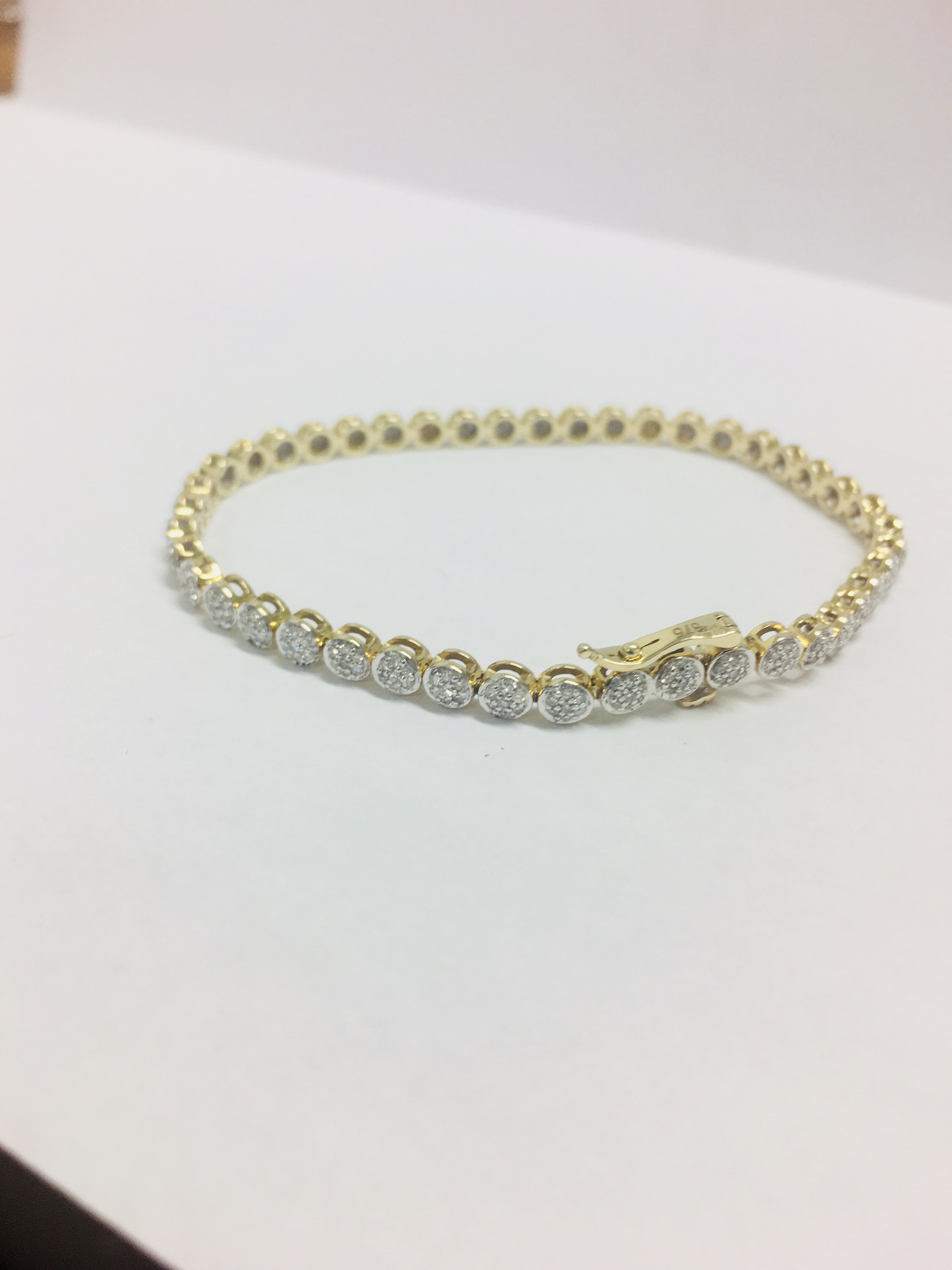 9ct yellow gold diamond bracelet - Image 4 of 4