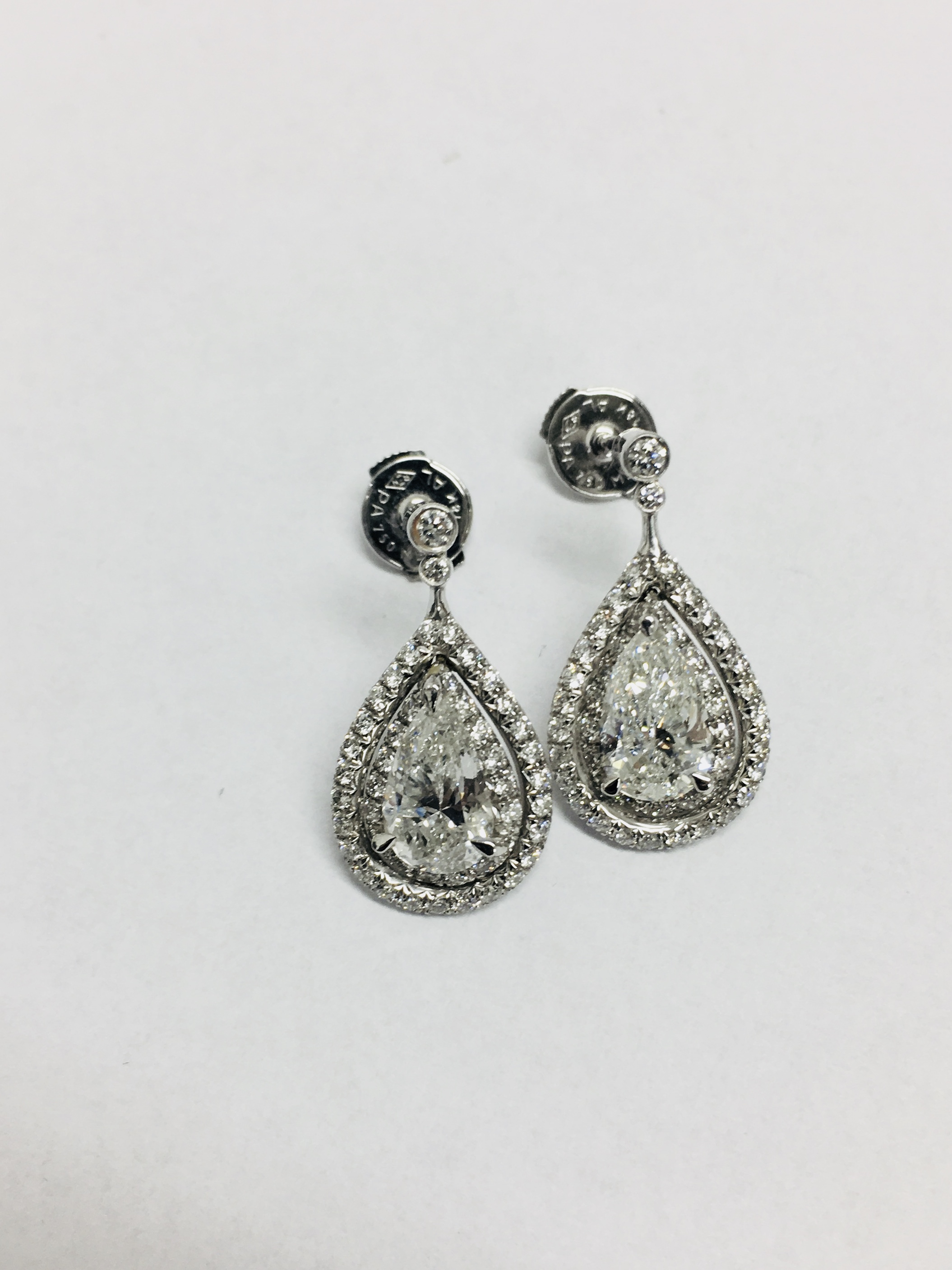 2.04ct diamond drop earrings - Image 8 of 14