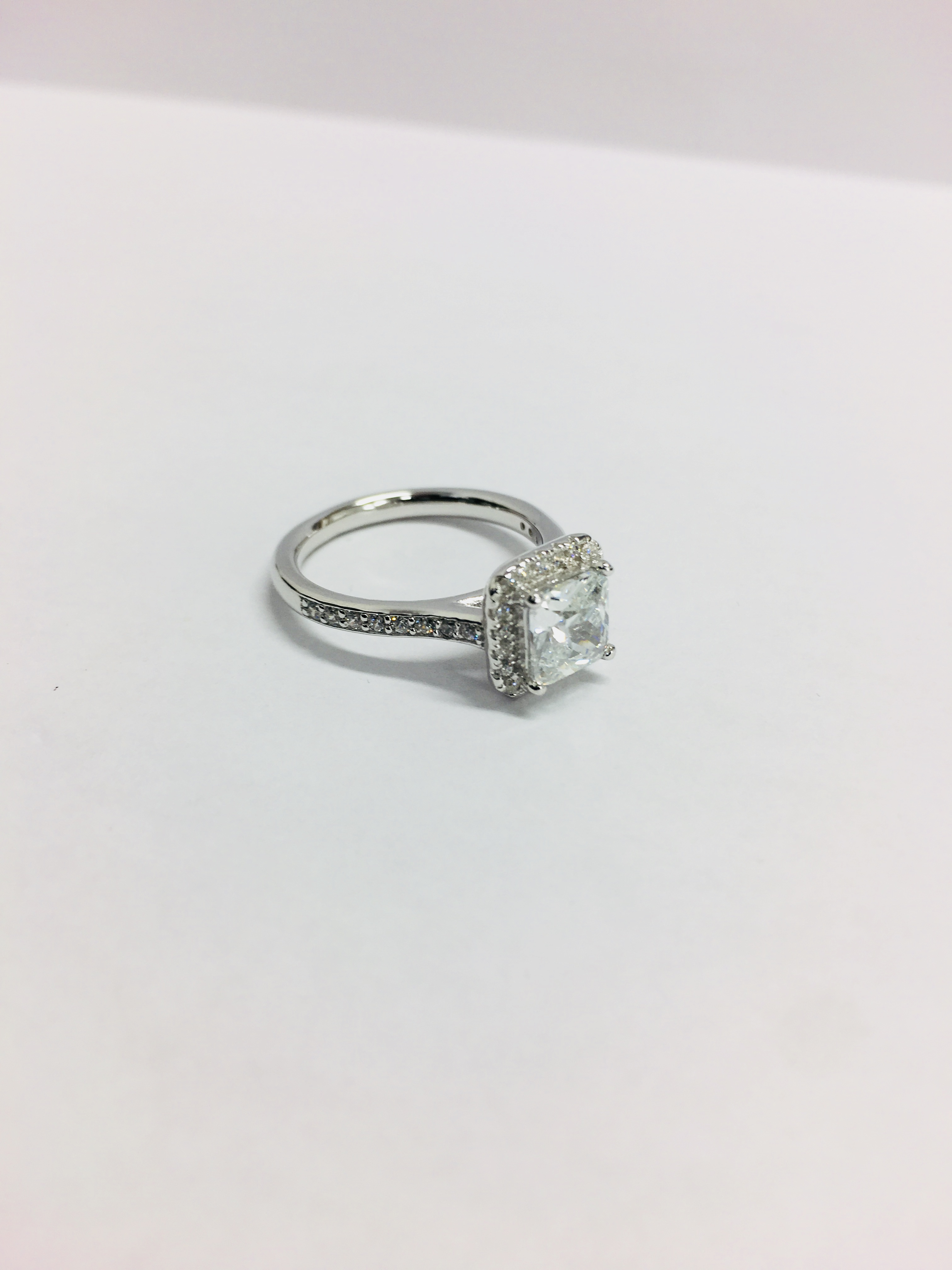 1.00CTct diamond set solitaire ring with a princess cut diamond - Image 2 of 6