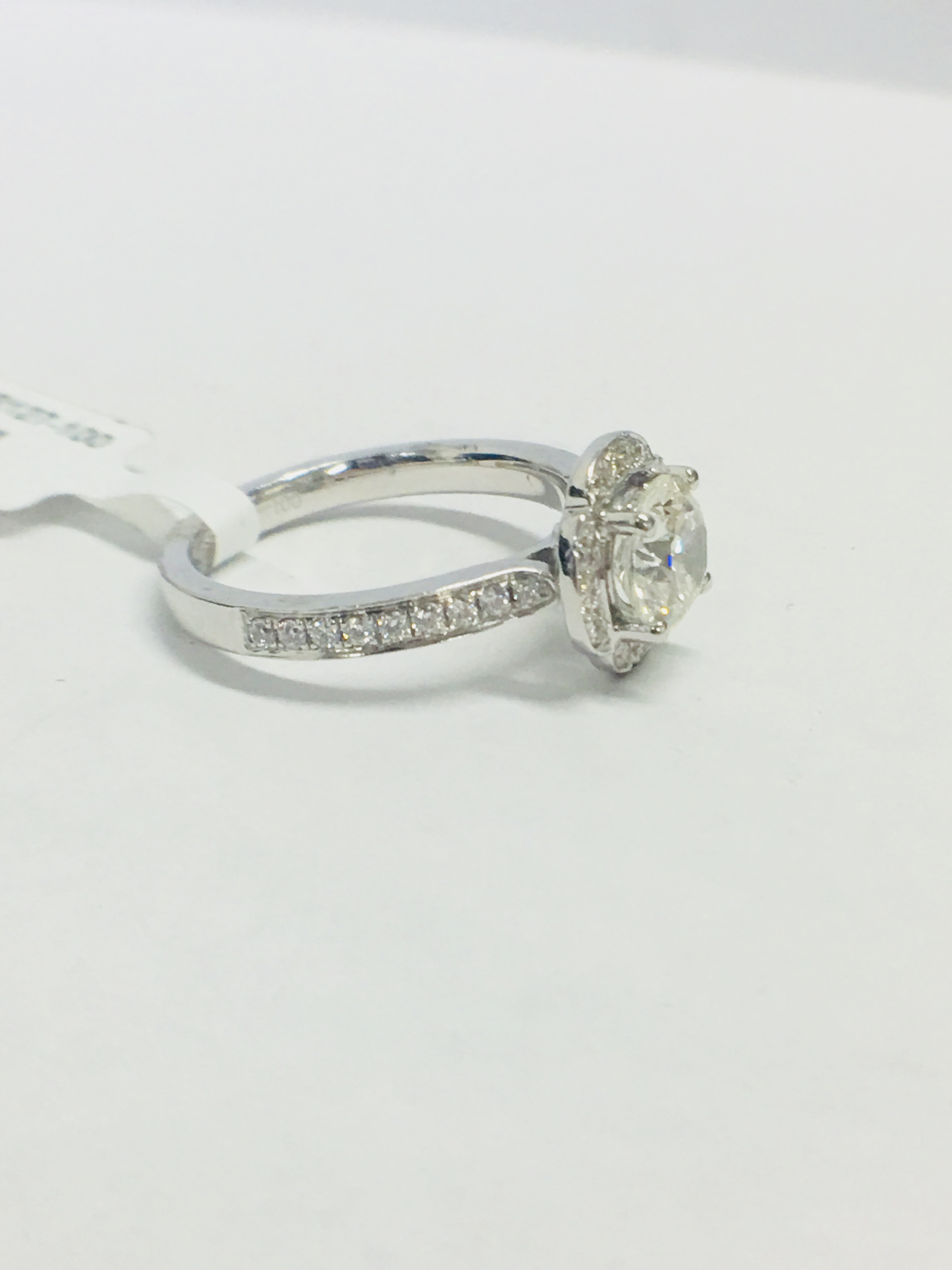 Platinum Diamond Art Deco style Ring - Image 4 of 6