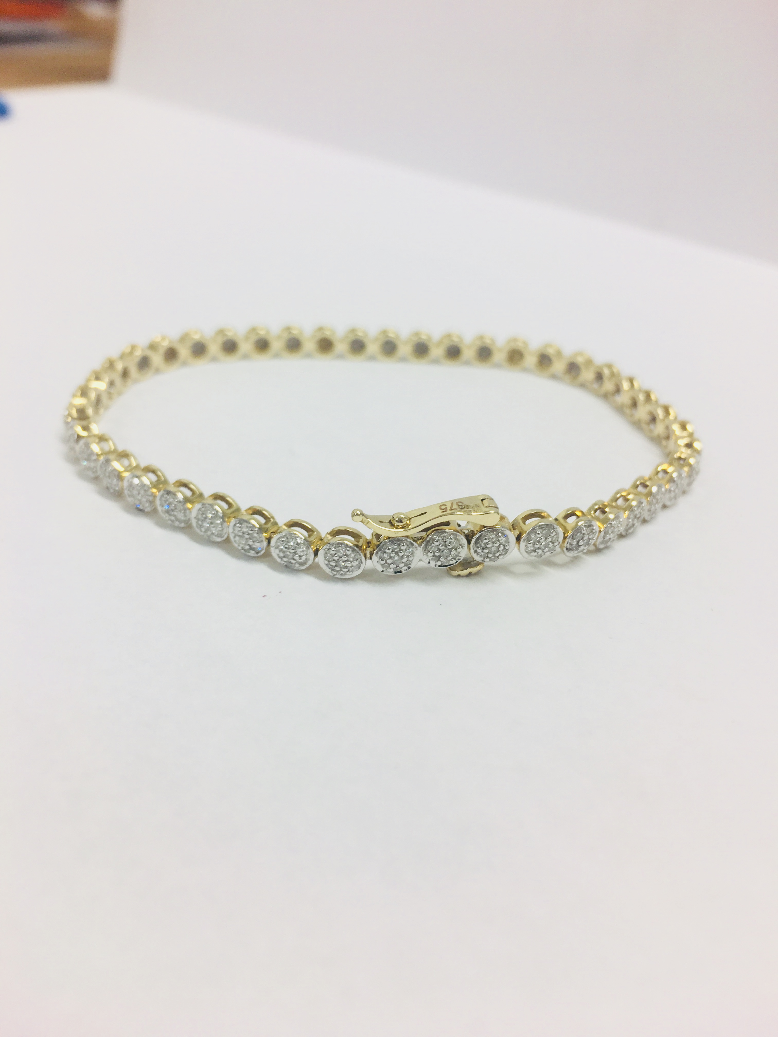 9ct yellow gold diamond bracelet - Image 3 of 4