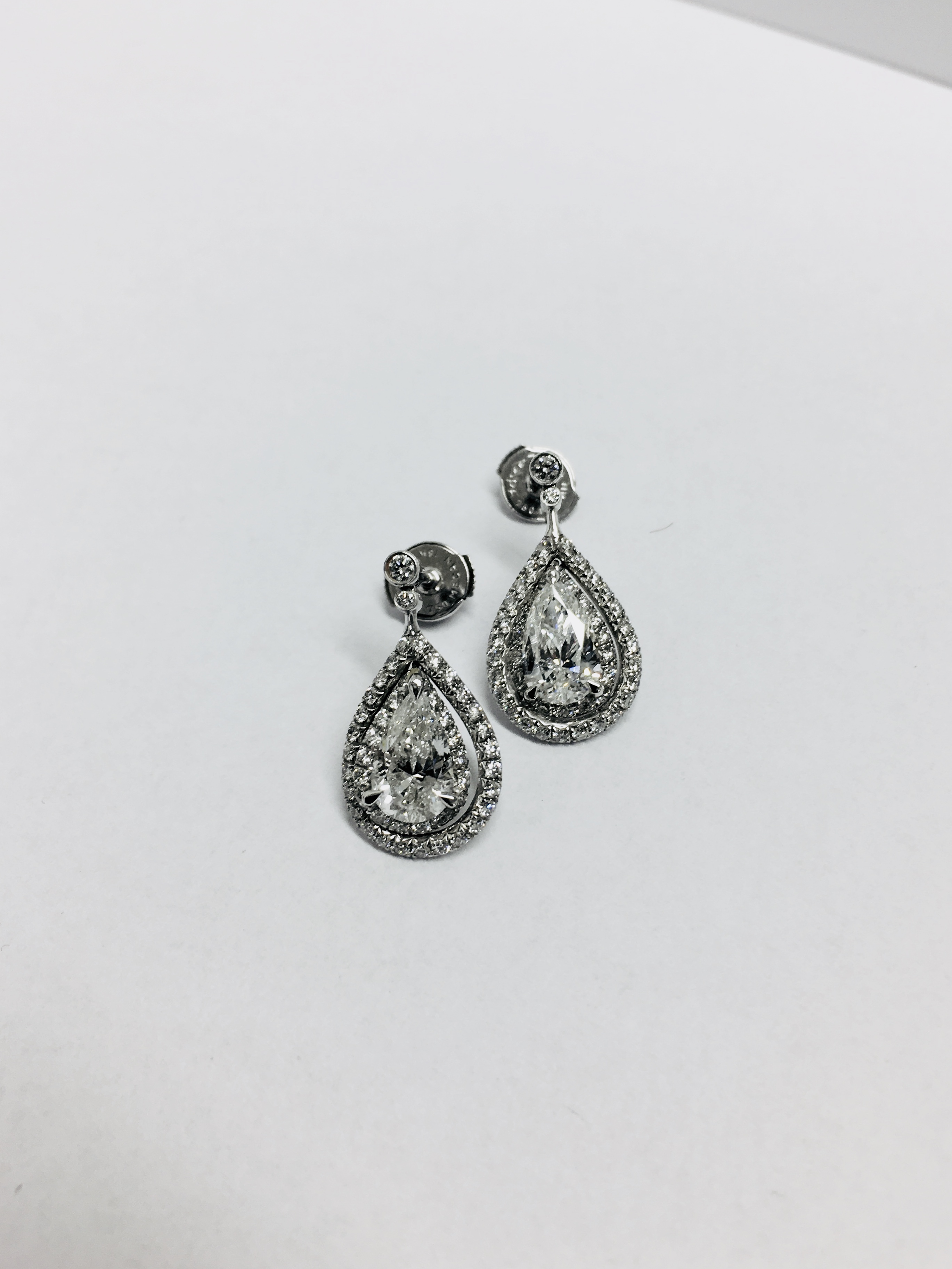 2.04ct diamond drop earrings - Image 12 of 14