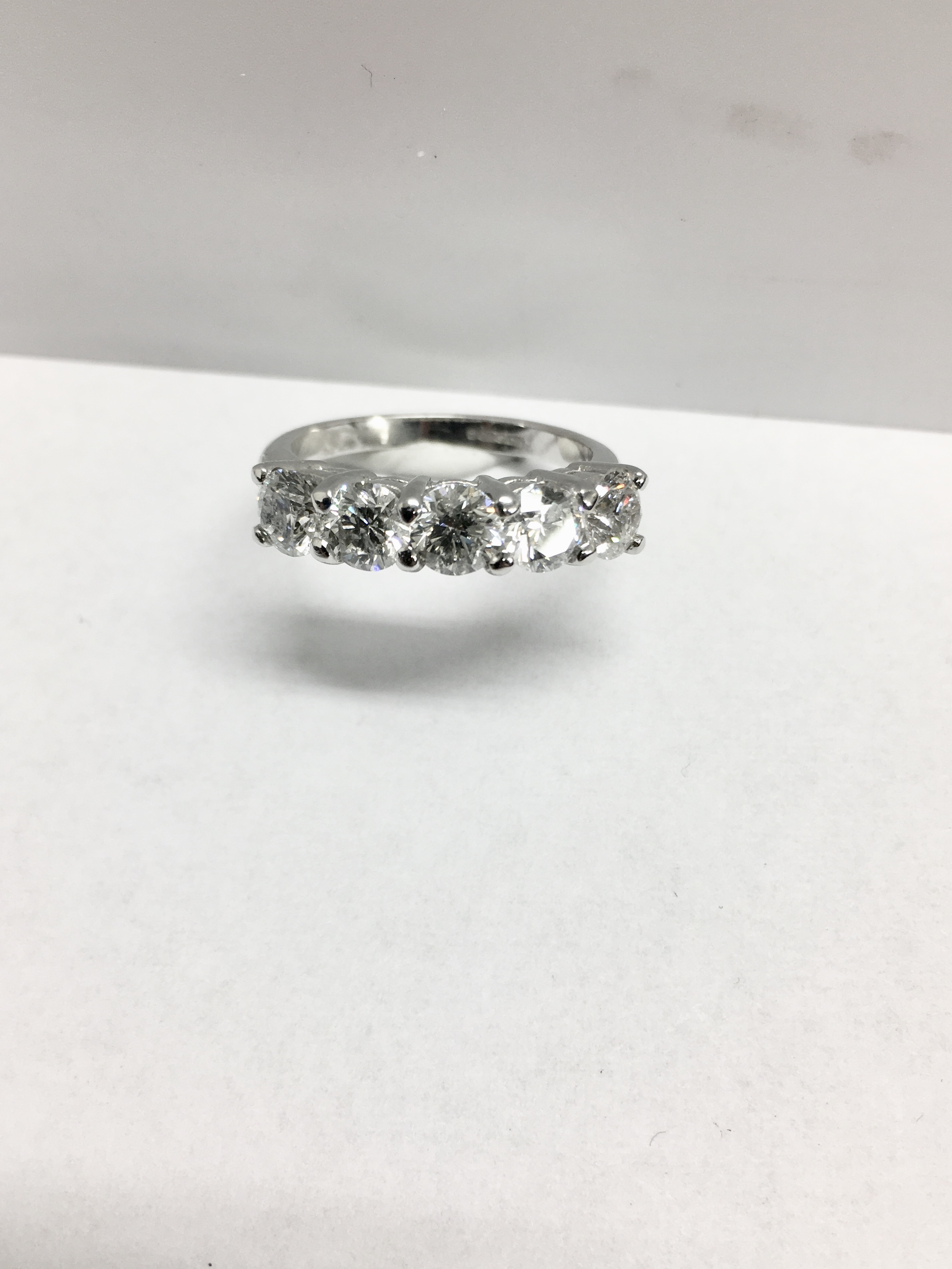 2.50ct diamond five stone ring - Image 12 of 28