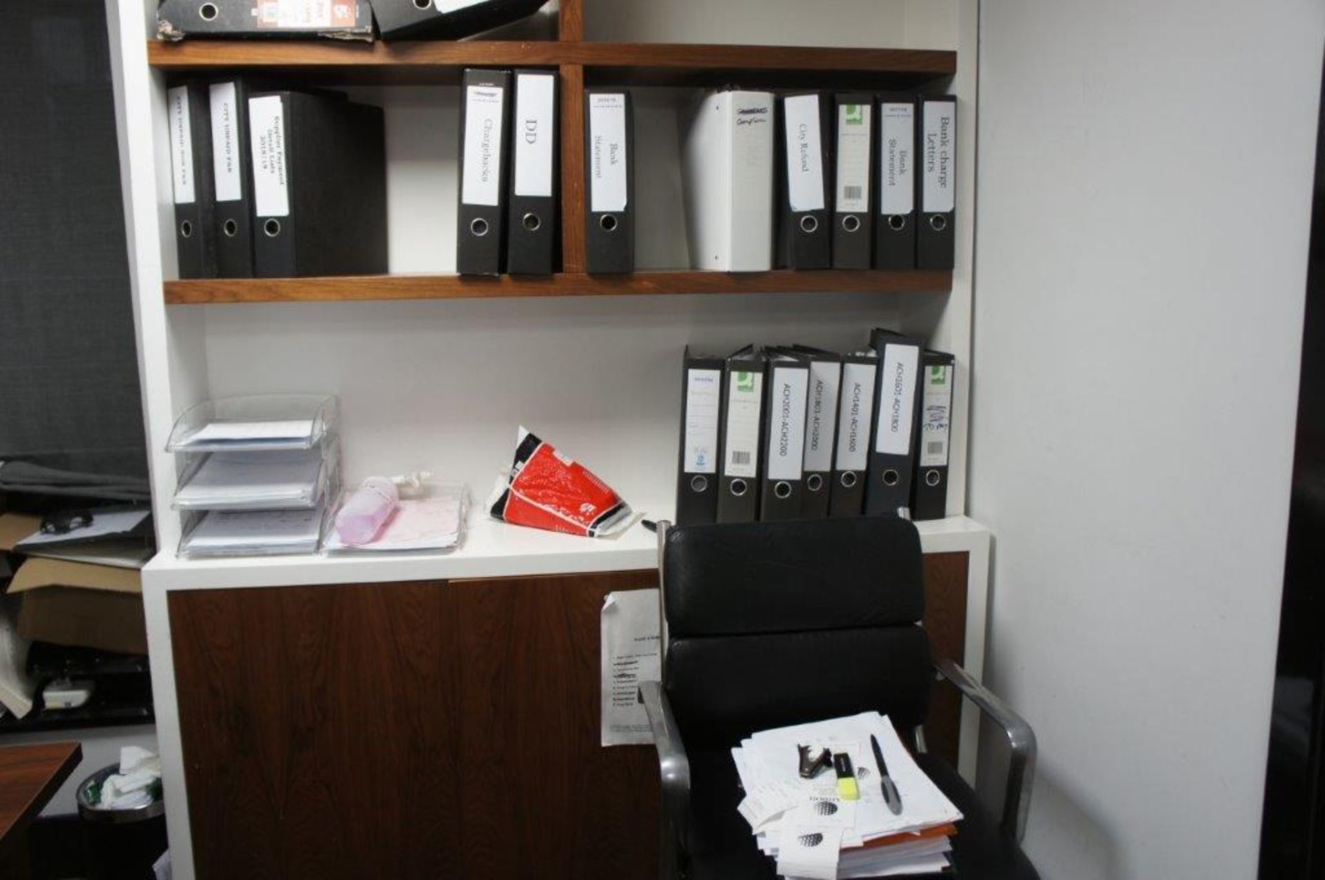 The contents of the Accounts office - Image 4 of 4