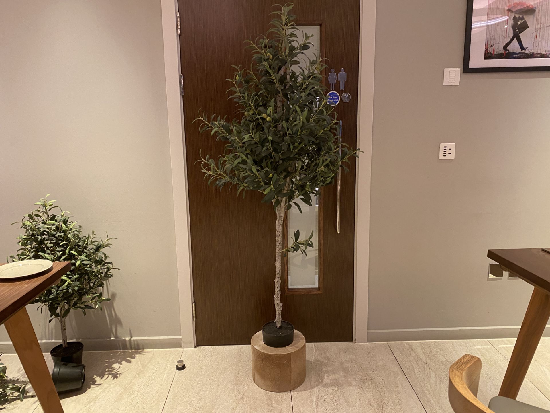 Artificial olive tree