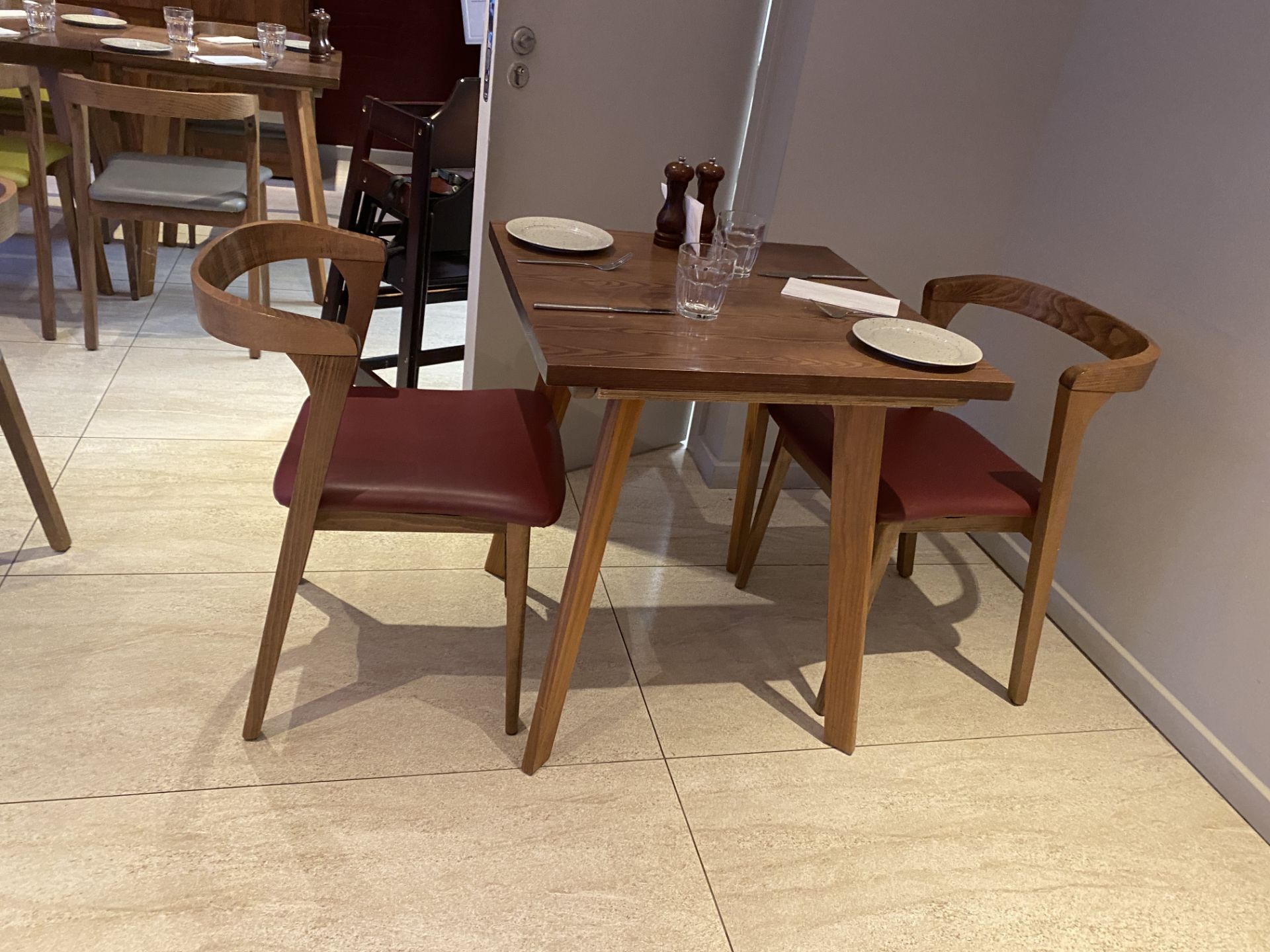 2 Place commercial-grade mid-century style restaurant furniture