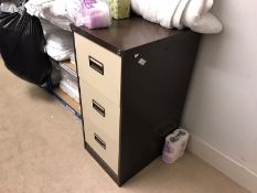 1x 3 draw filing cabinet, 1x 2 door filing cabinet