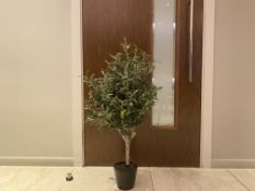 Artificial olive tree