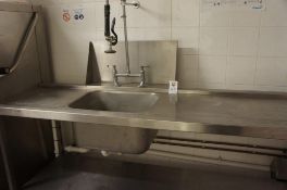 Stainless steel sink unit with right hand drainer