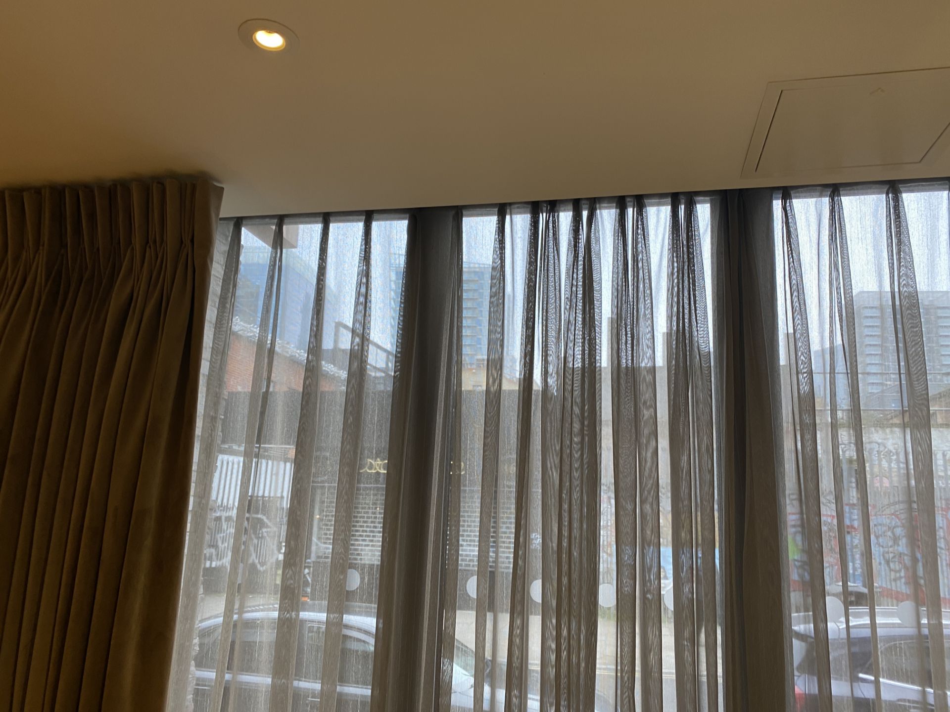 Commercial grade luxury blackout curtains - Image 4 of 5