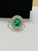 18Ct White Gold Emerald Diamond Cluster Ring,