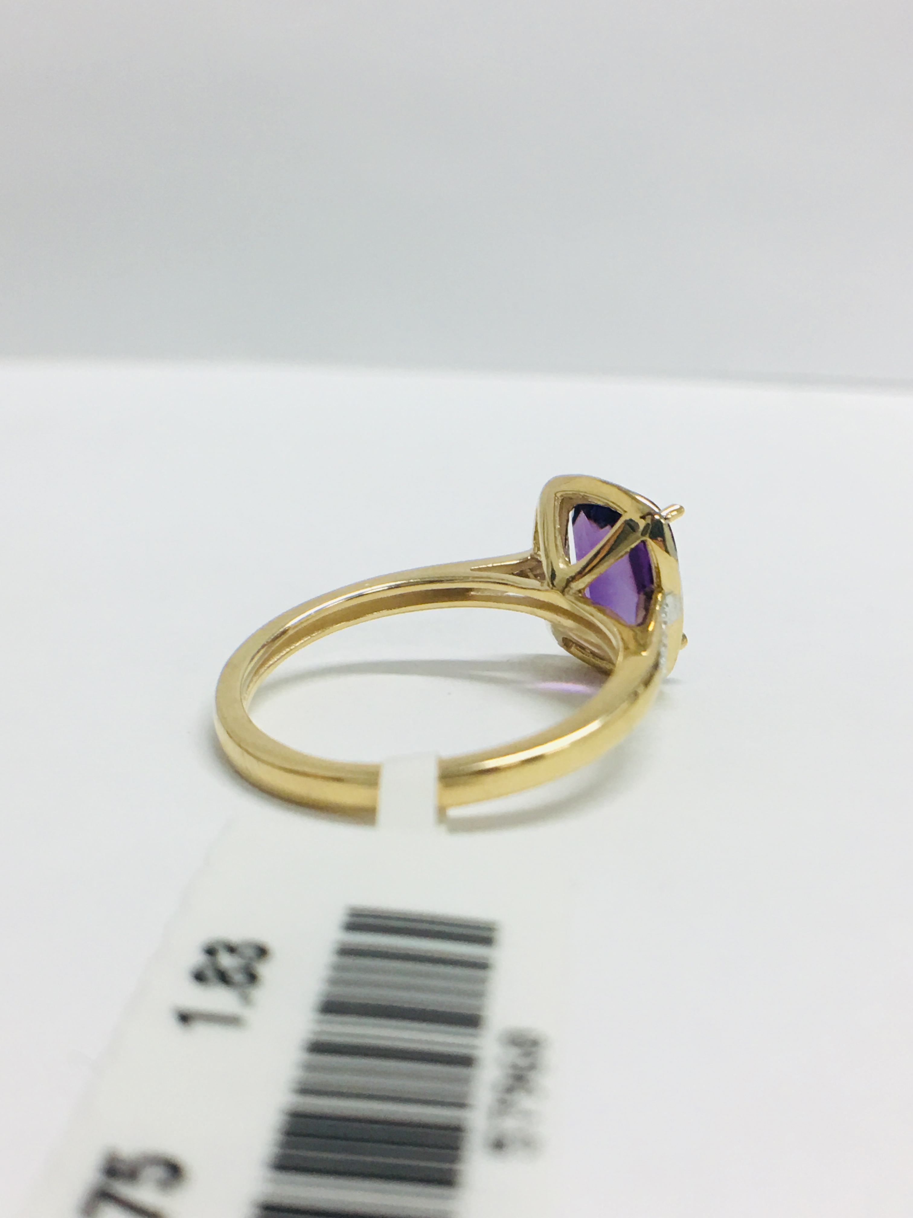 9ct yellow gold Amethyst and diamond ring - Image 6 of 11