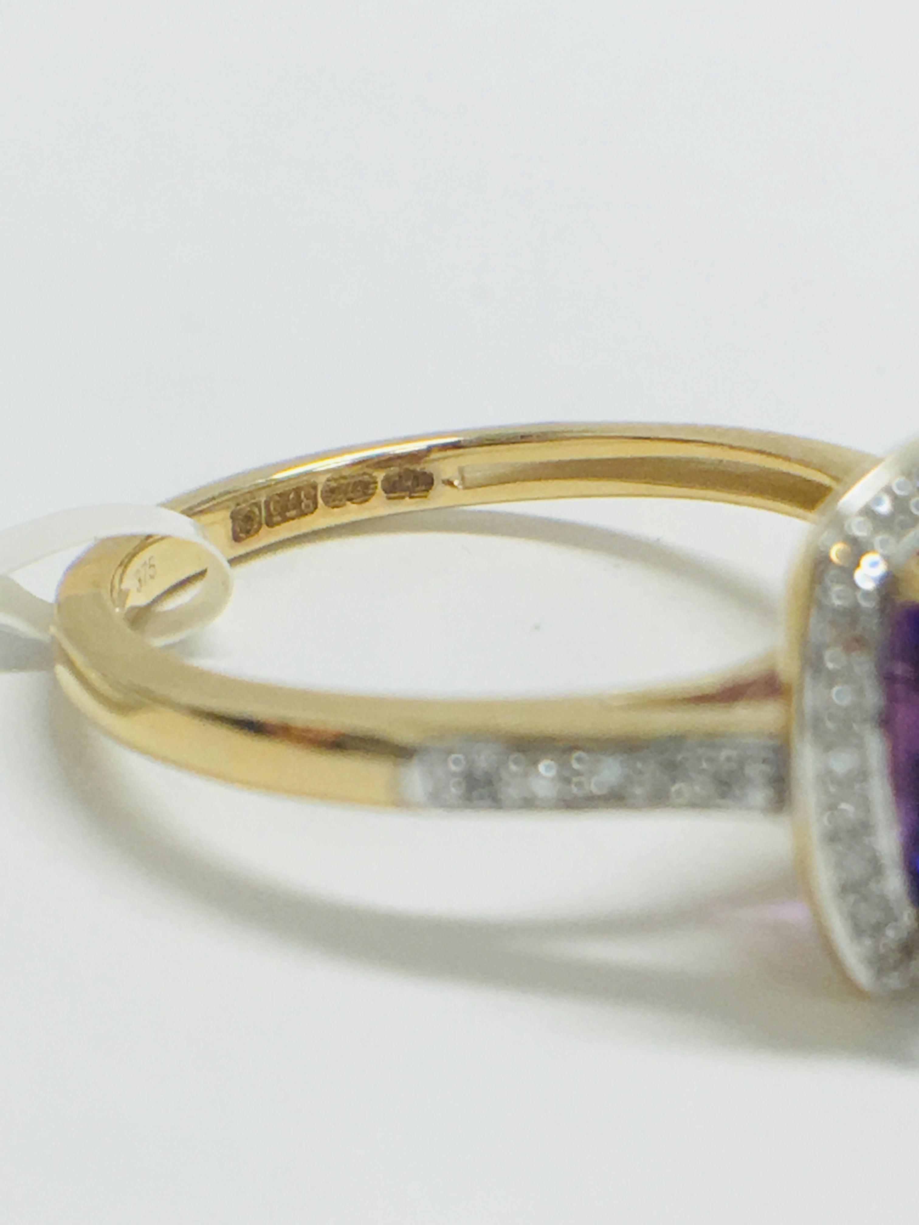 9ct yellow gold Amethyst and diamond ring - Image 9 of 11