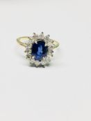 18Ct Gold Sapphire Diamond Cluster Ring,