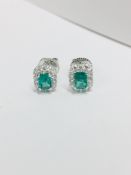 18Ct White Gold Sapphire Diamond Stud Earrings,