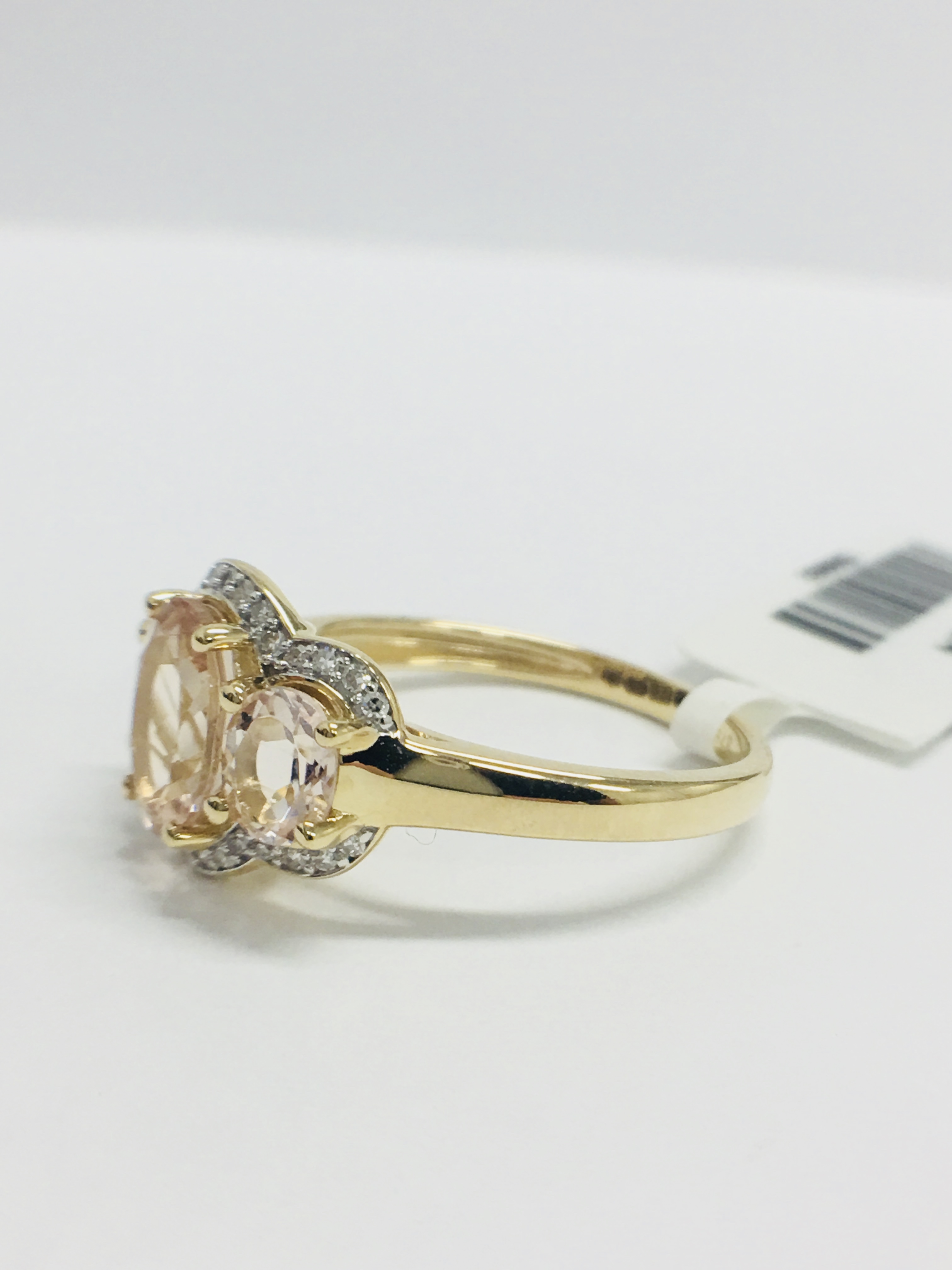 9ct yellow gold morganite and diamond ring - Image 5 of 11