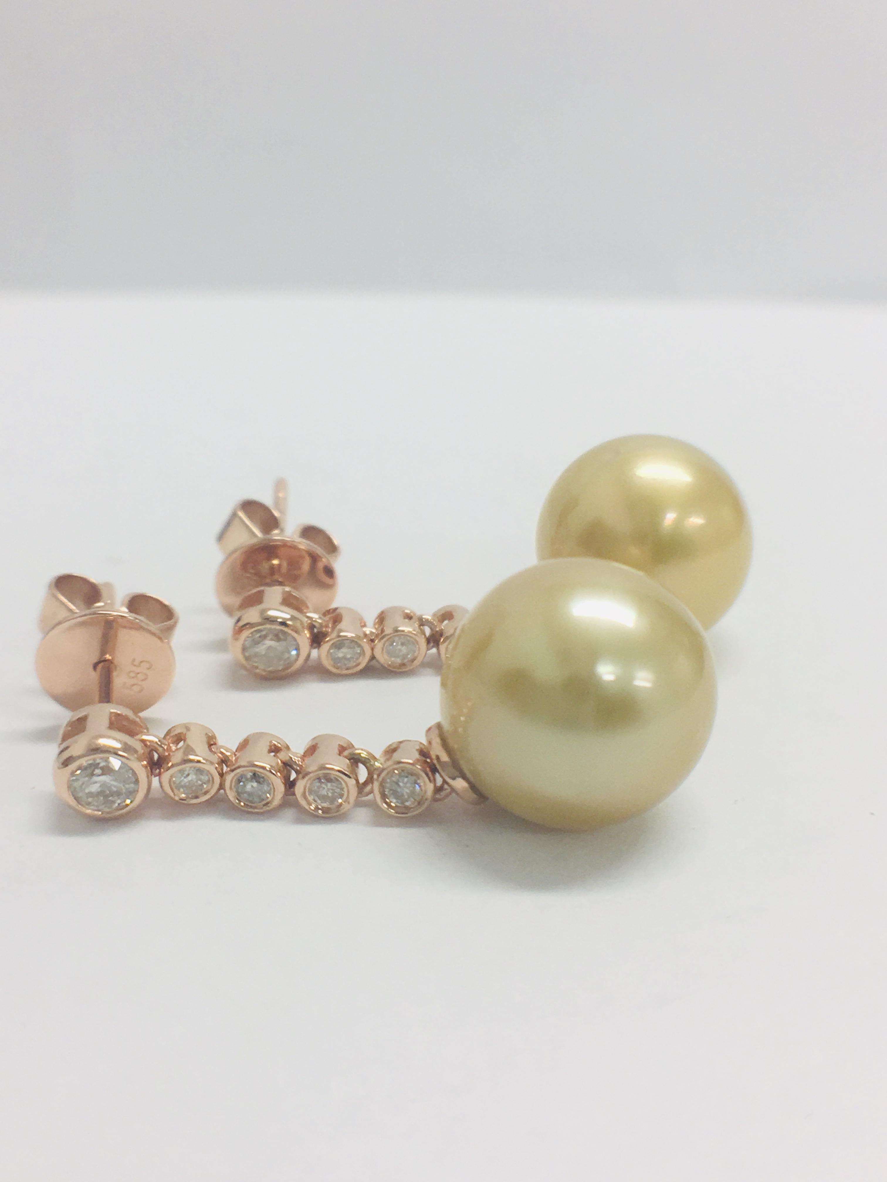 Pair 14Ct Rose Gold Pearl And Diamond Drop Earrings. - Image 2 of 8