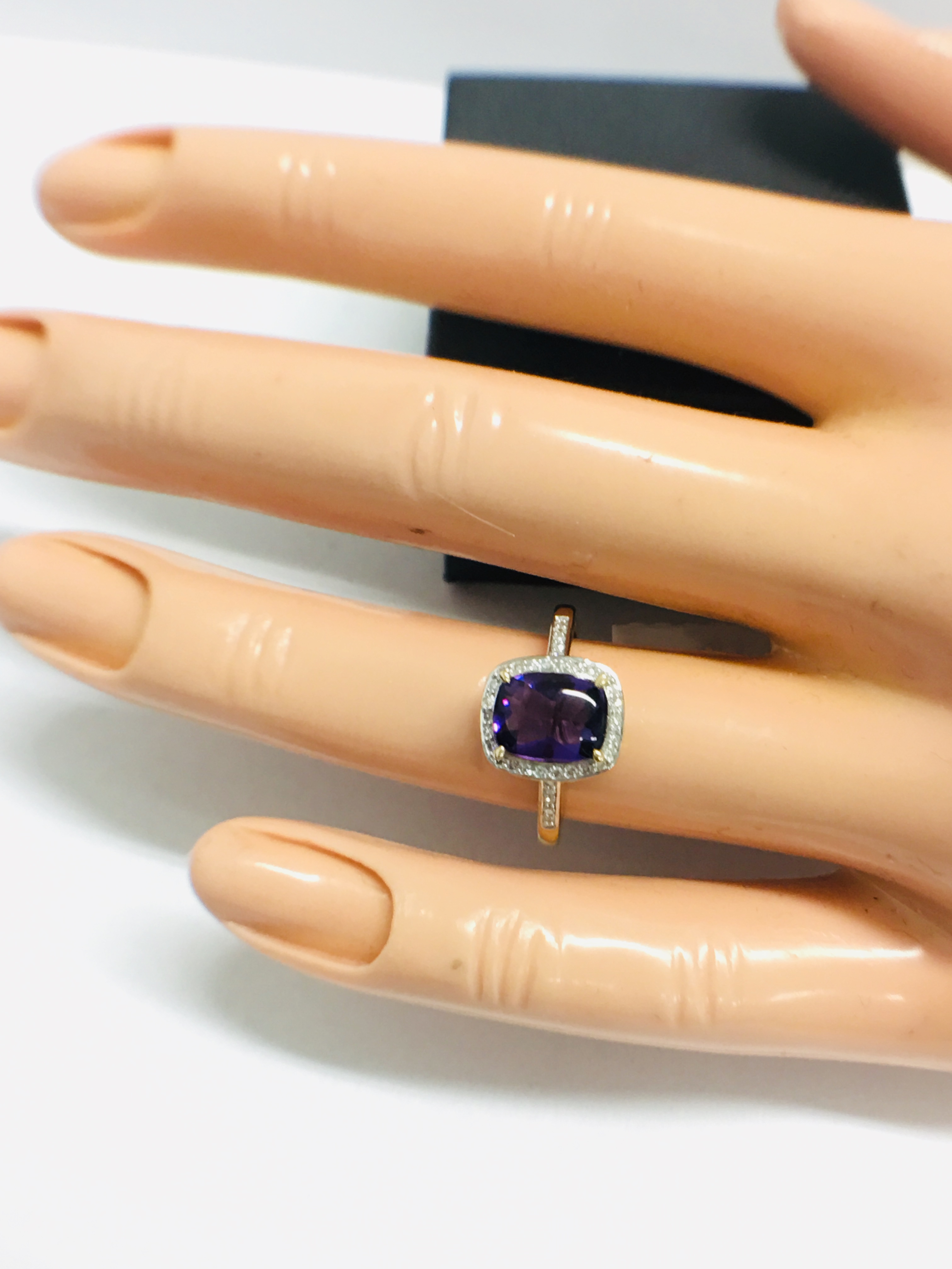 9ct yellow gold Amethyst and diamond ring - Image 11 of 11