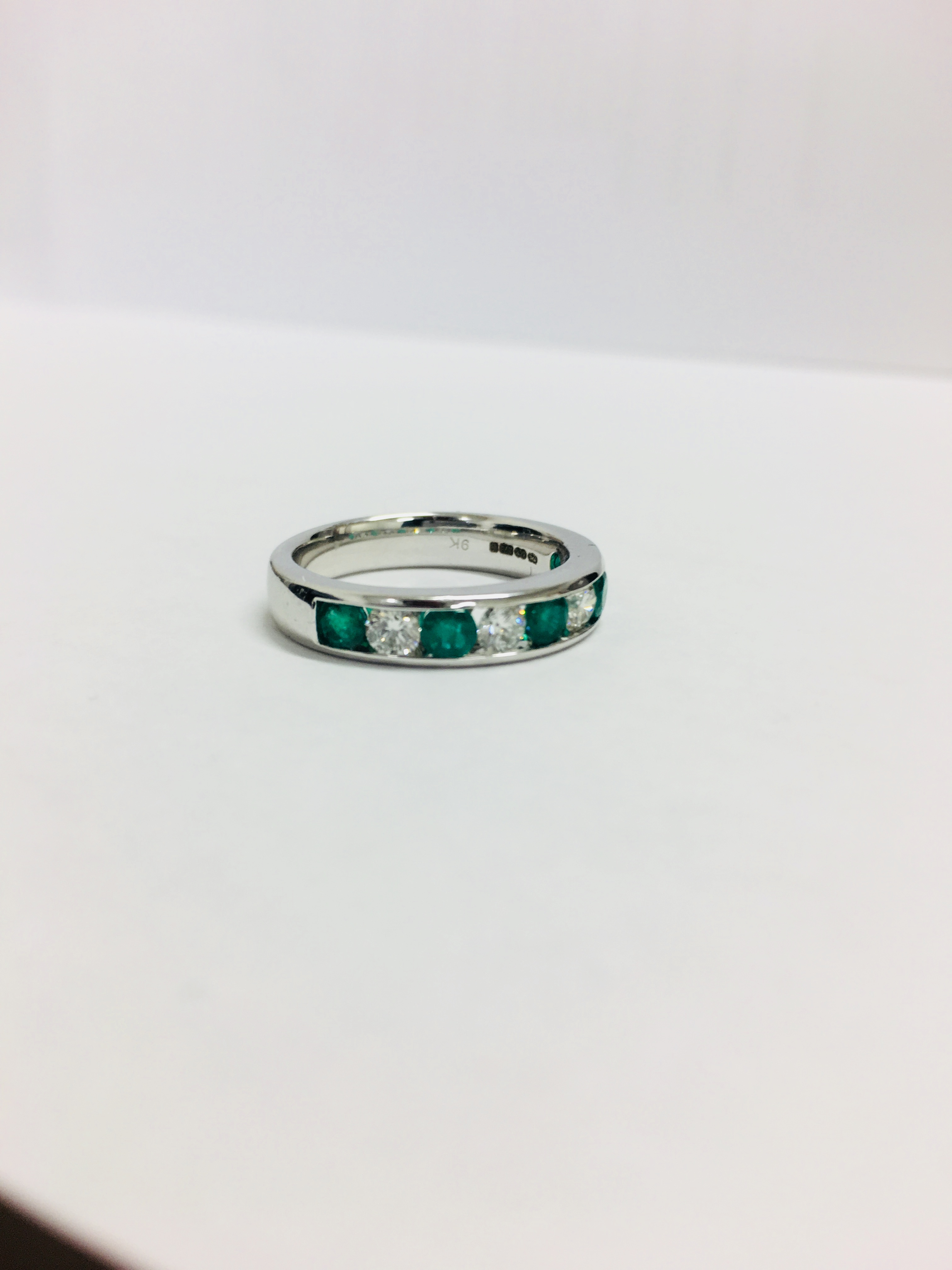 18Ct White Gold Emerald & Diamond Channel Set 9 Stone Ring, - Image 11 of 15