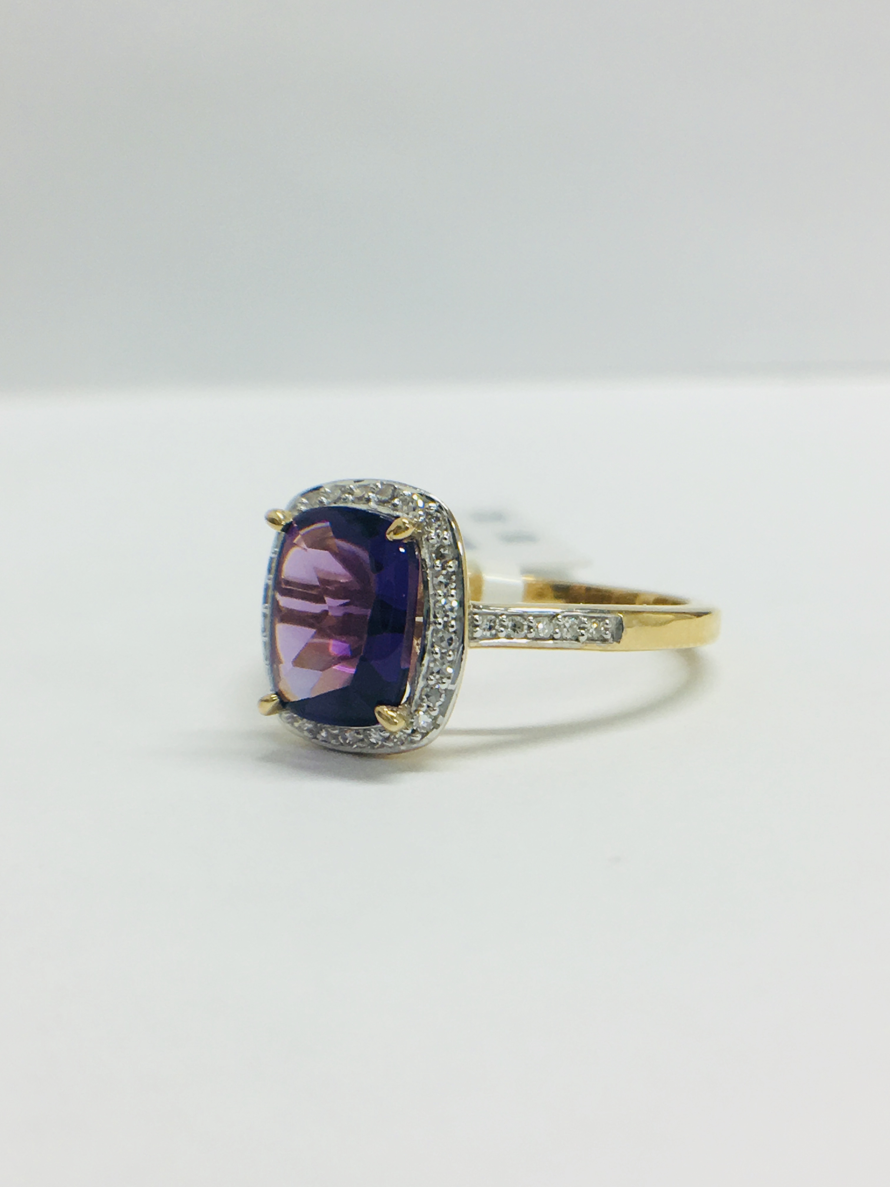 9ct yellow gold Amethyst and diamond ring - Image 2 of 11