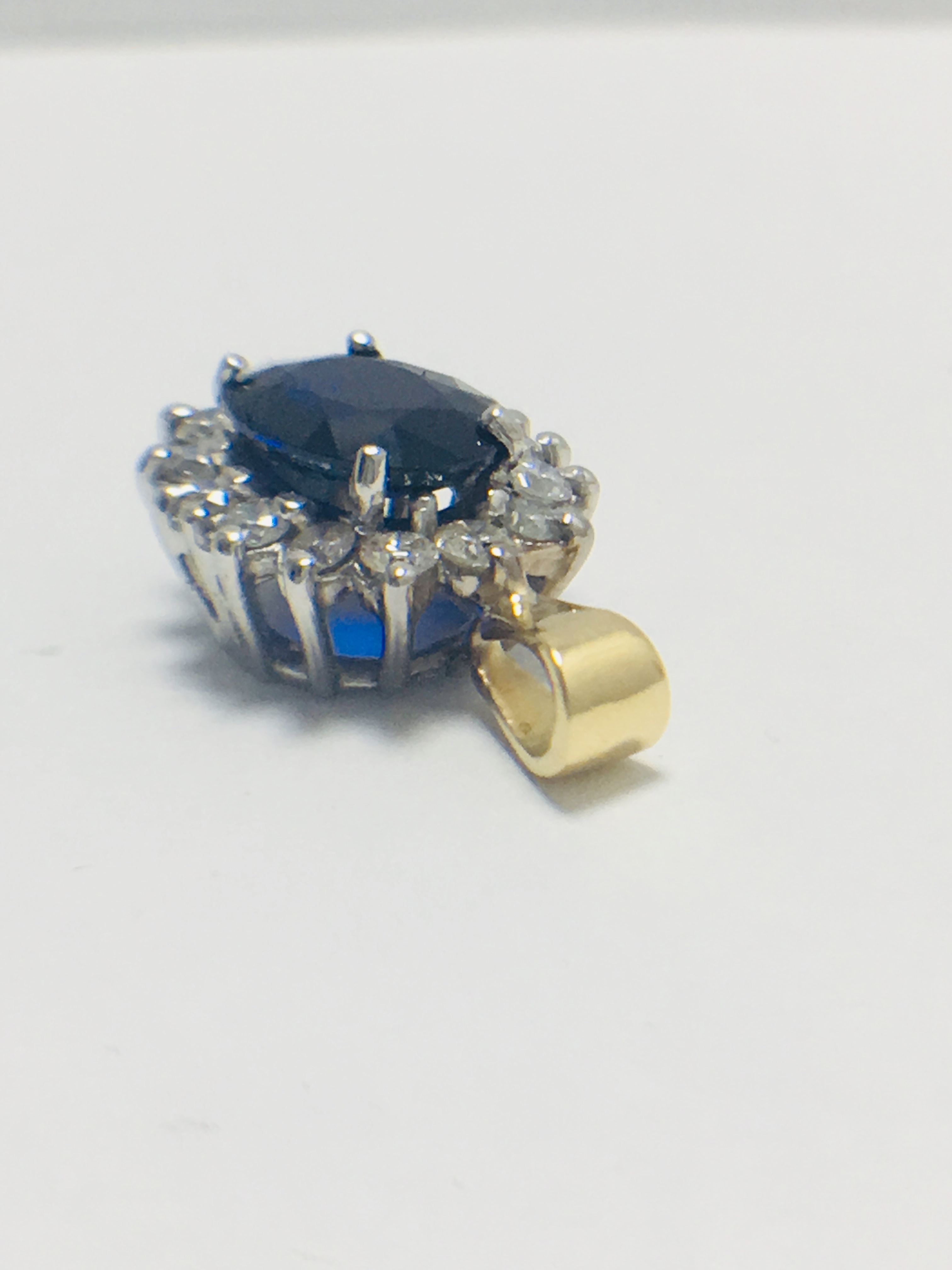 18ct sapphire diamond pendant - Image 4 of 7