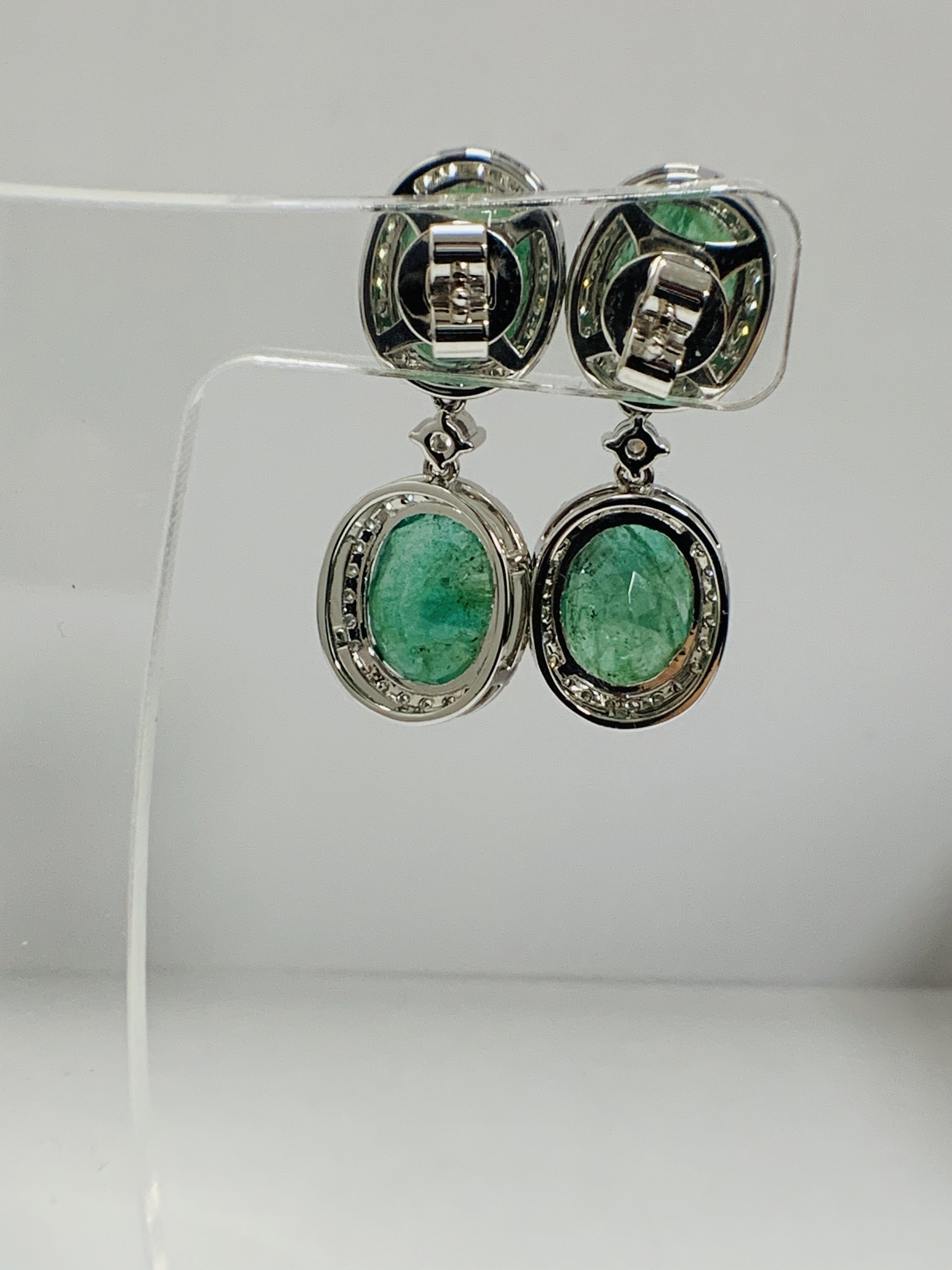 14ct White and Yellow Gold Emerald and Diamond drop earrings featuring, 4 oval cut, medium green Eme - Image 15 of 17
