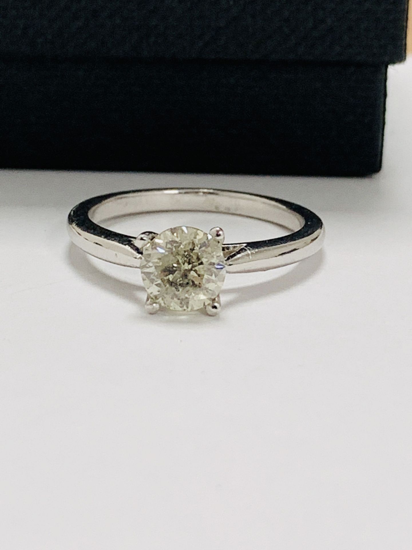 1ct Diamond Solitaire ring,PLatinum setting - Image 9 of 10