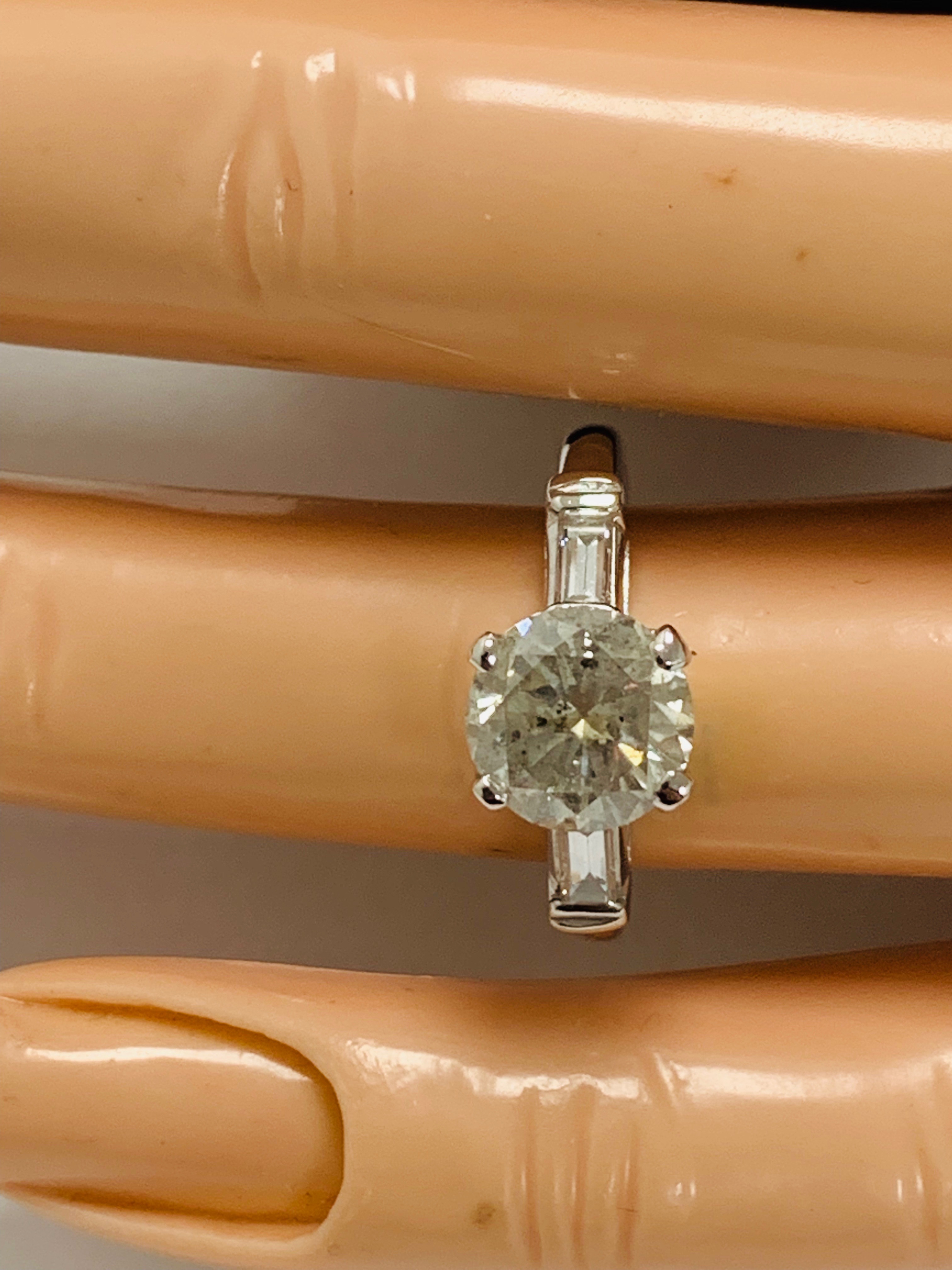 platinum diamond ring featuring - Image 11 of 12