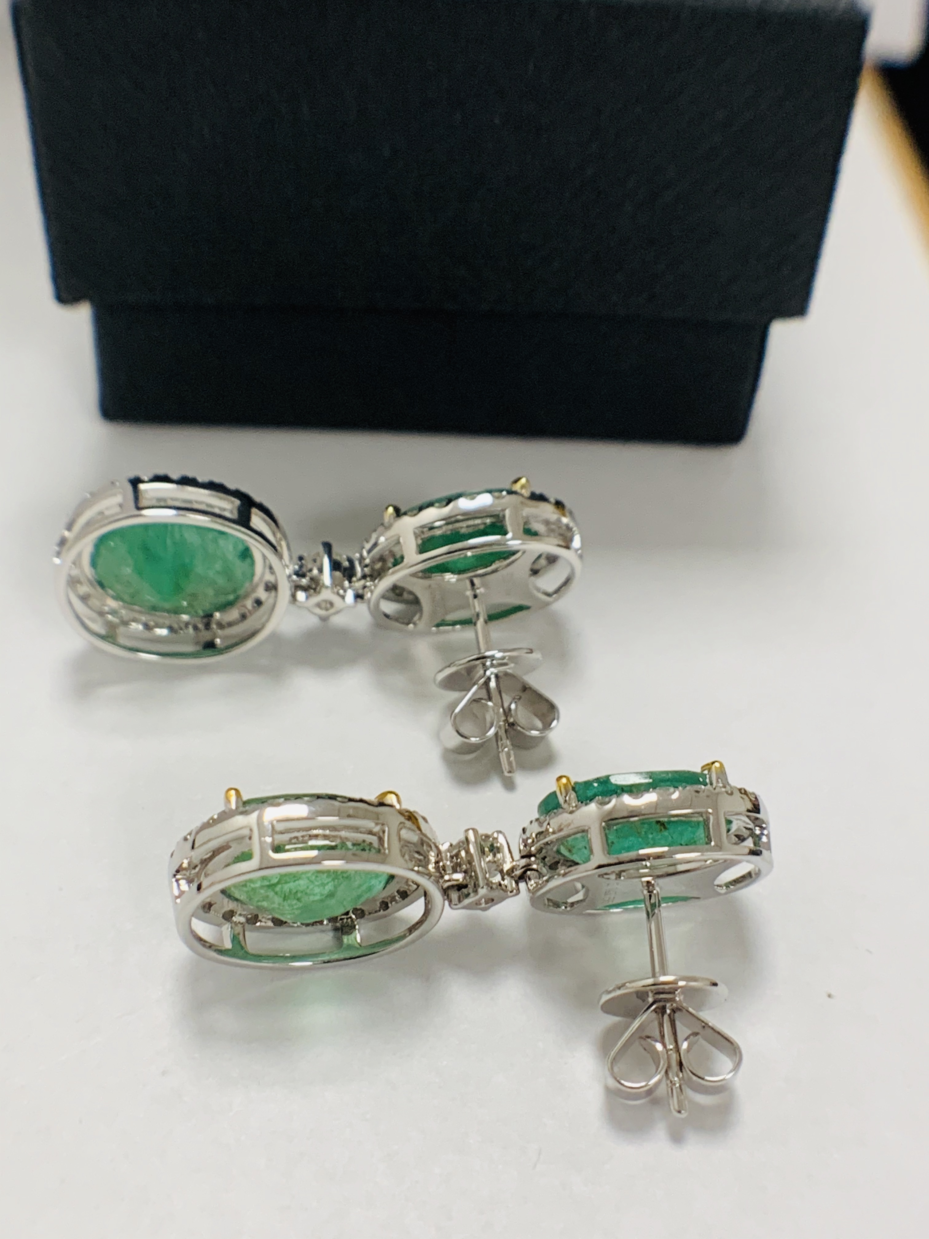 14ct White and Yellow Gold Emerald and Diamond drop earrings featuring, 4 oval cut, medium green Eme - Image 6 of 17